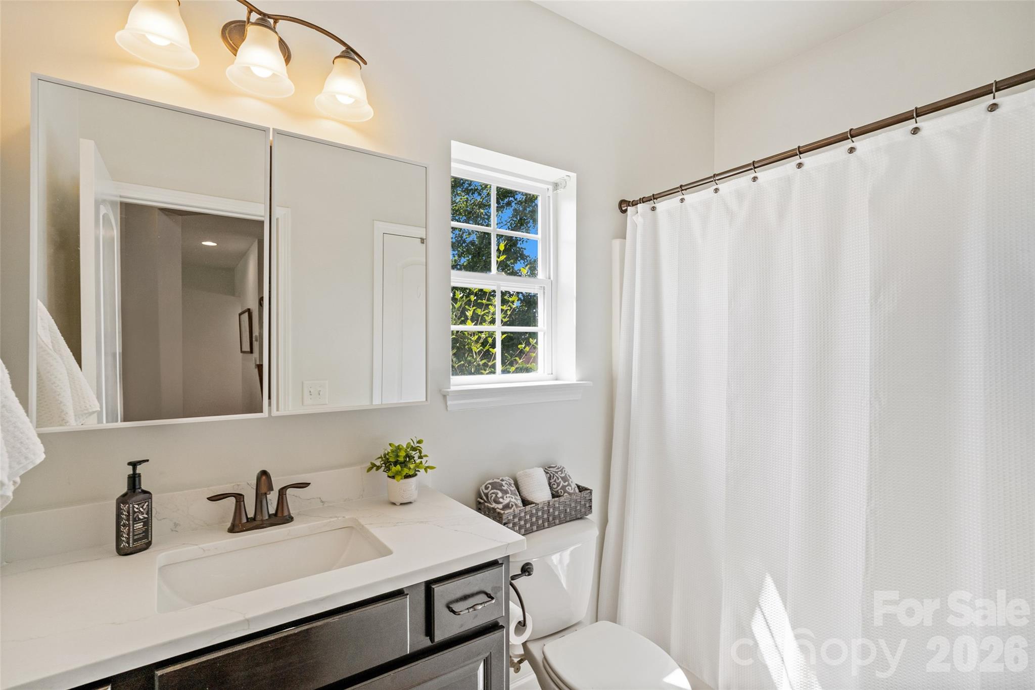 2604 Mchanna Point — Tega Cay
