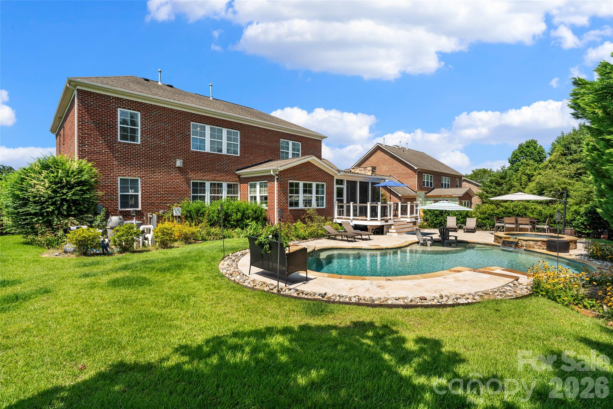 2604 Mchanna Point — Tega Cay