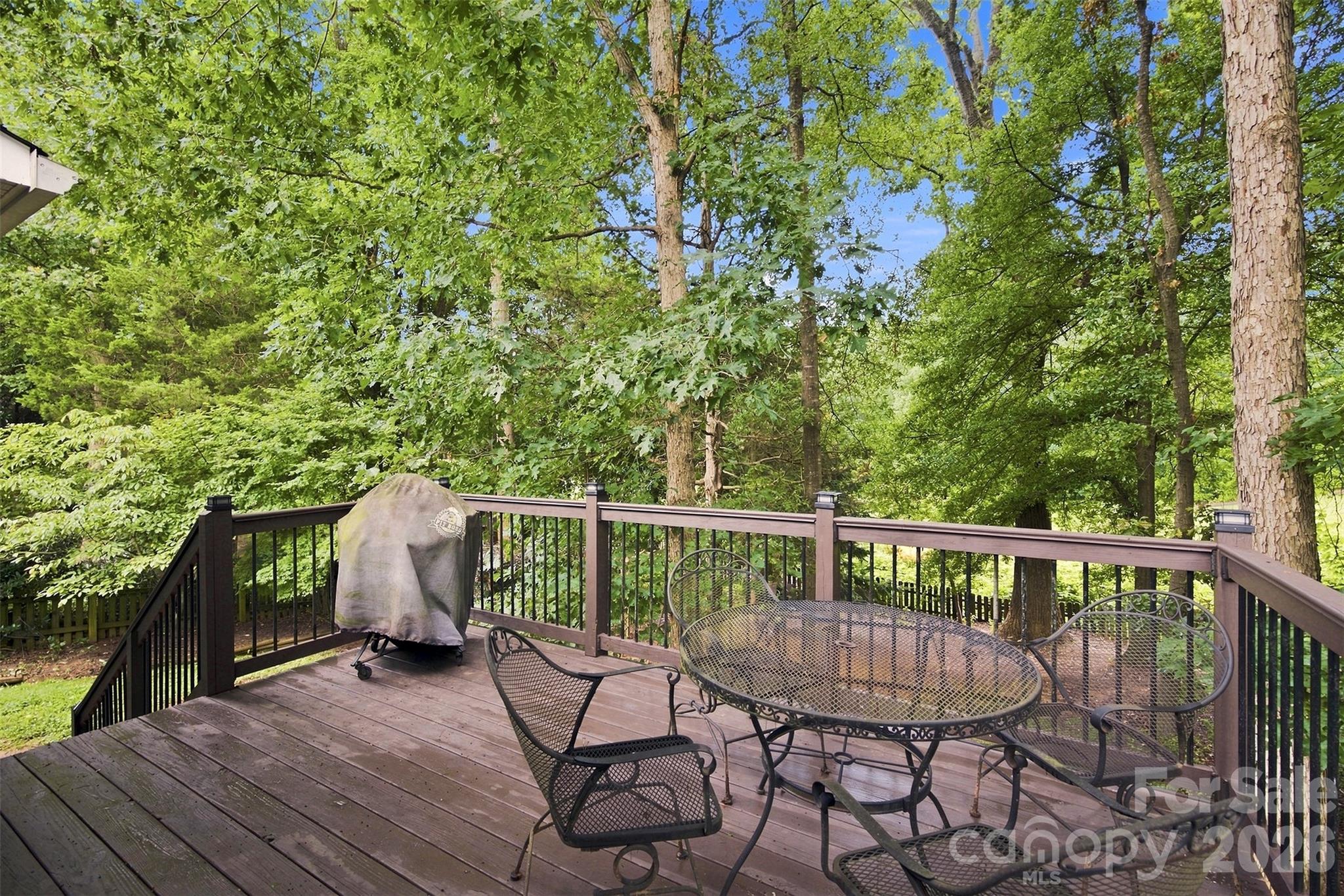 439 Glencrest Drive — Stanley