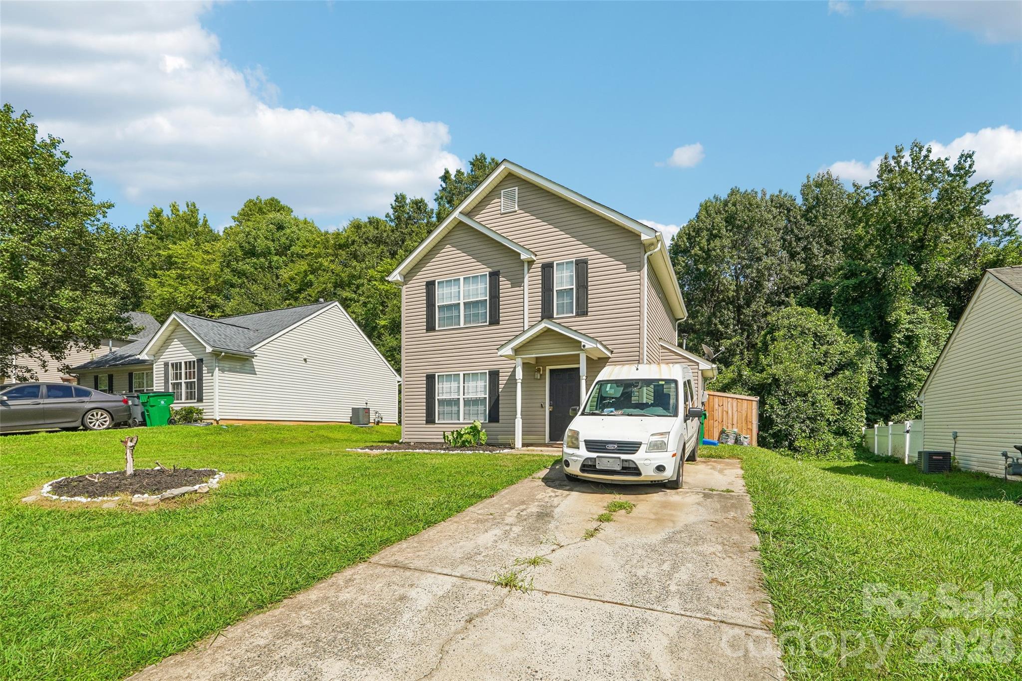 4926 Elizabeth Road — Charlotte