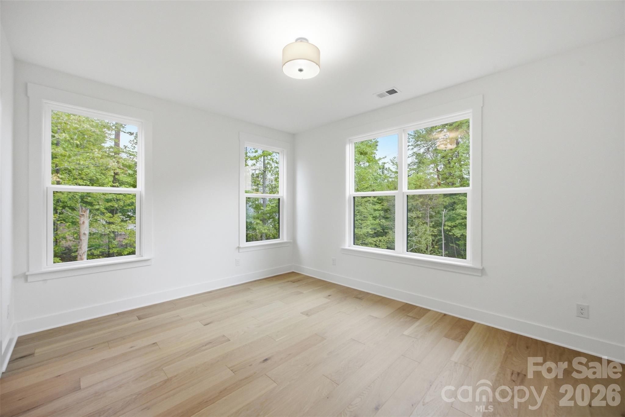 135 Parkdale Drive — Belmont
