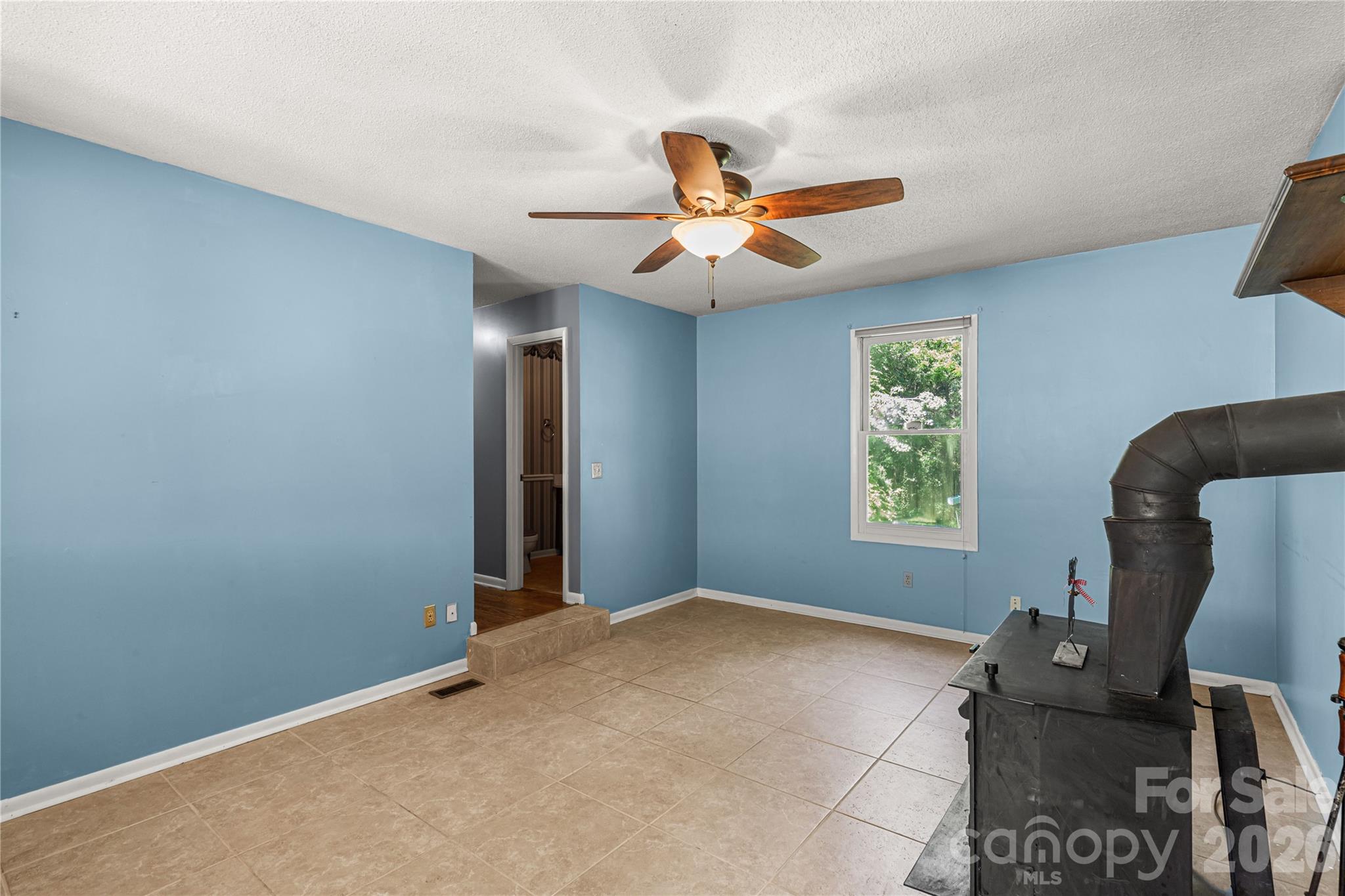 1575 Lincoln Road — York