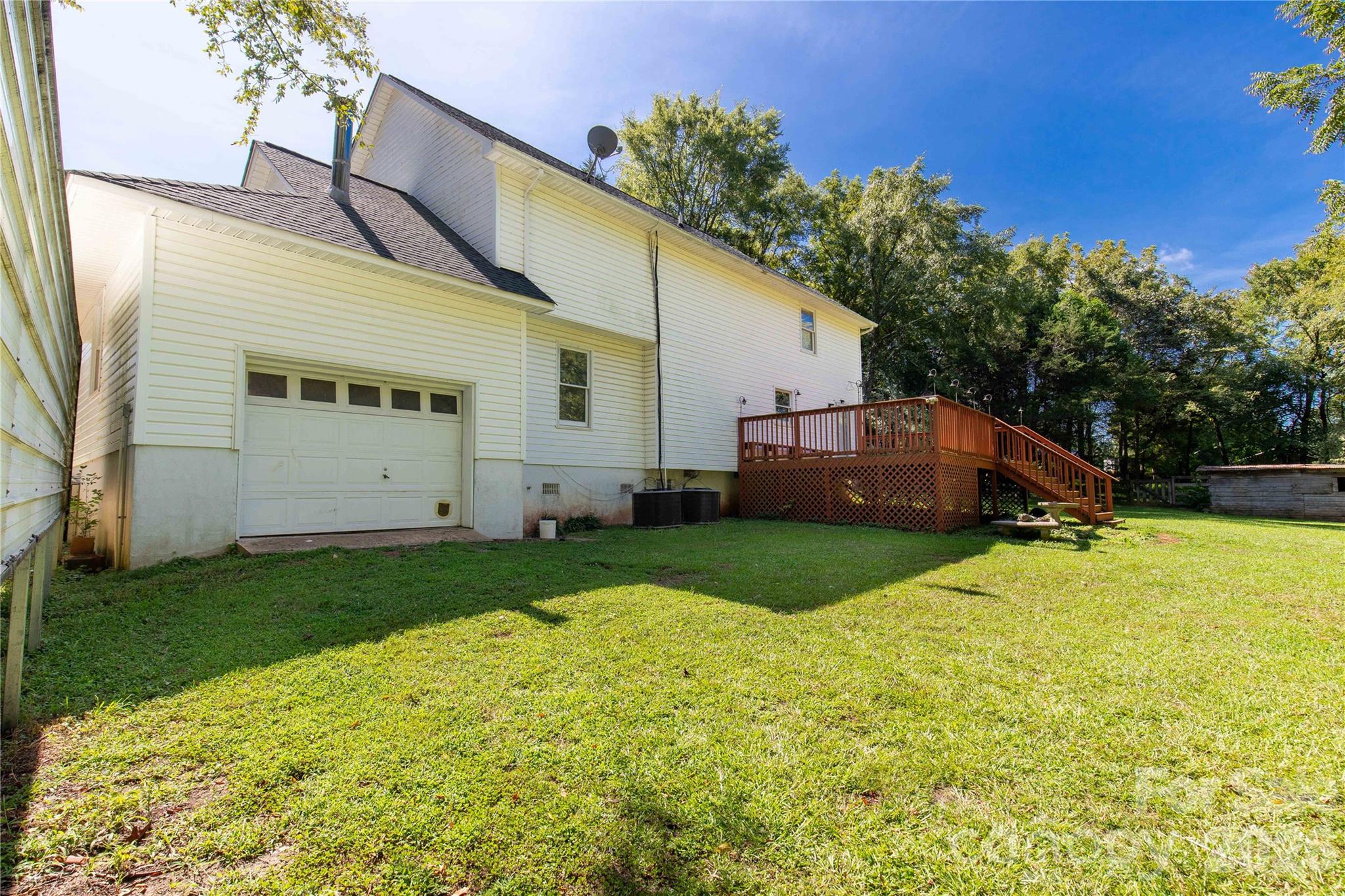 1575 Lincoln Road — York