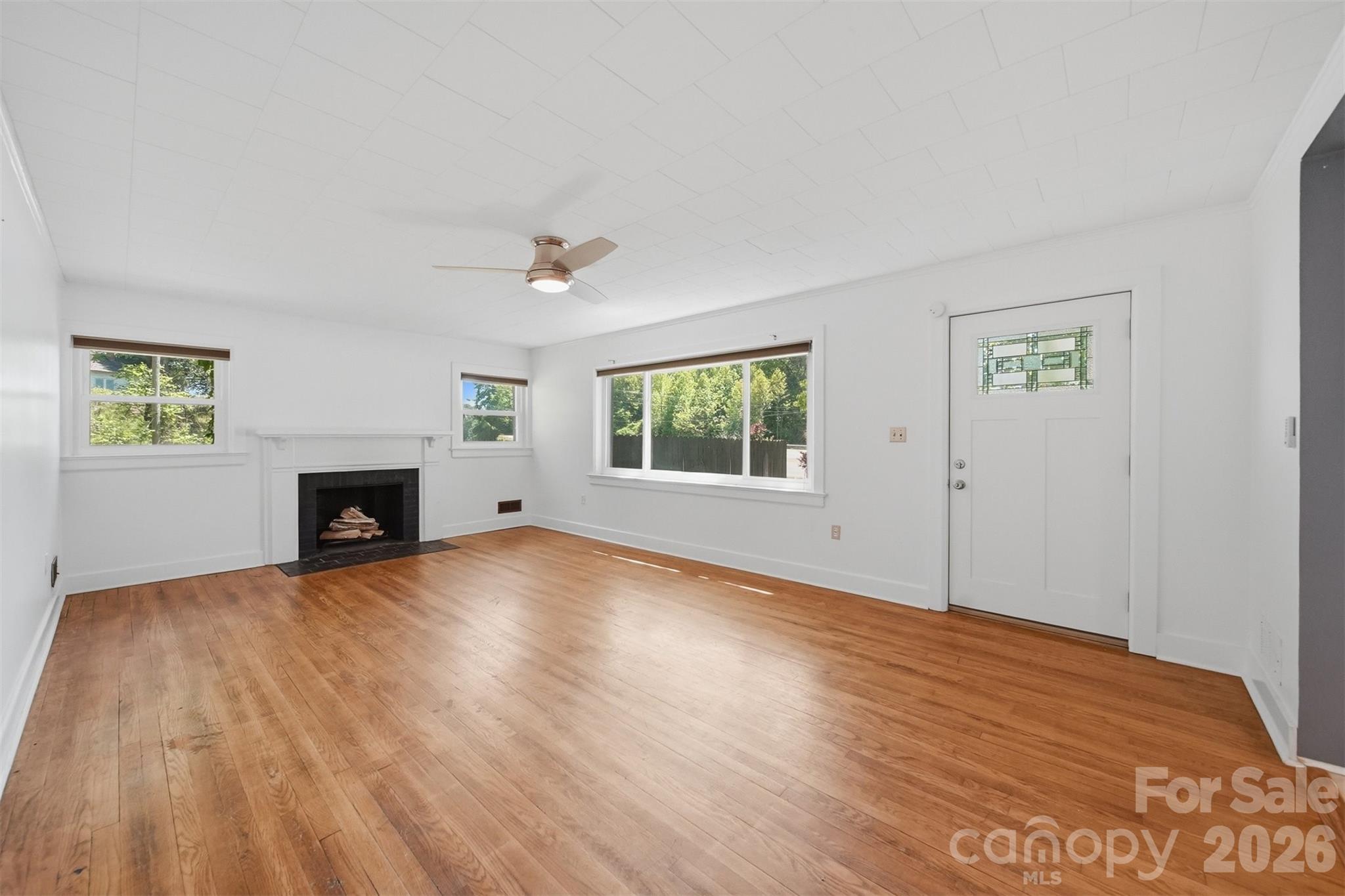 1822 Blowing Rock Boulevard — Lenoir