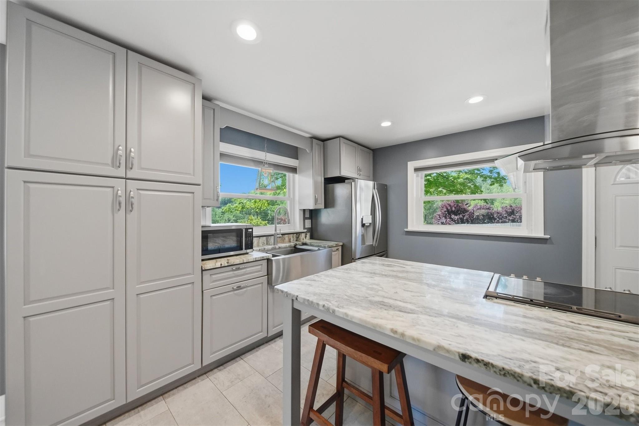 1822 Blowing Rock Boulevard — Lenoir
