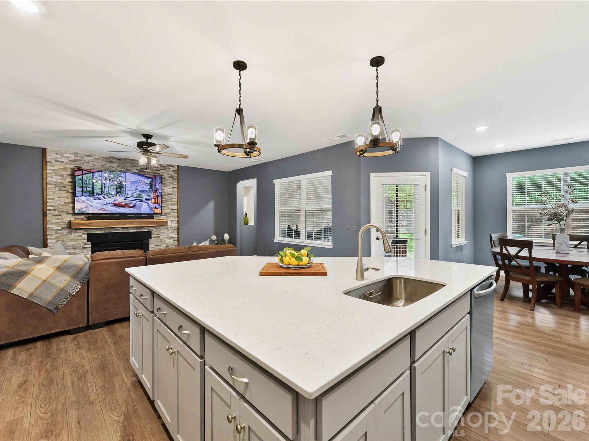209 Kennerly Center Drive — Mooresville