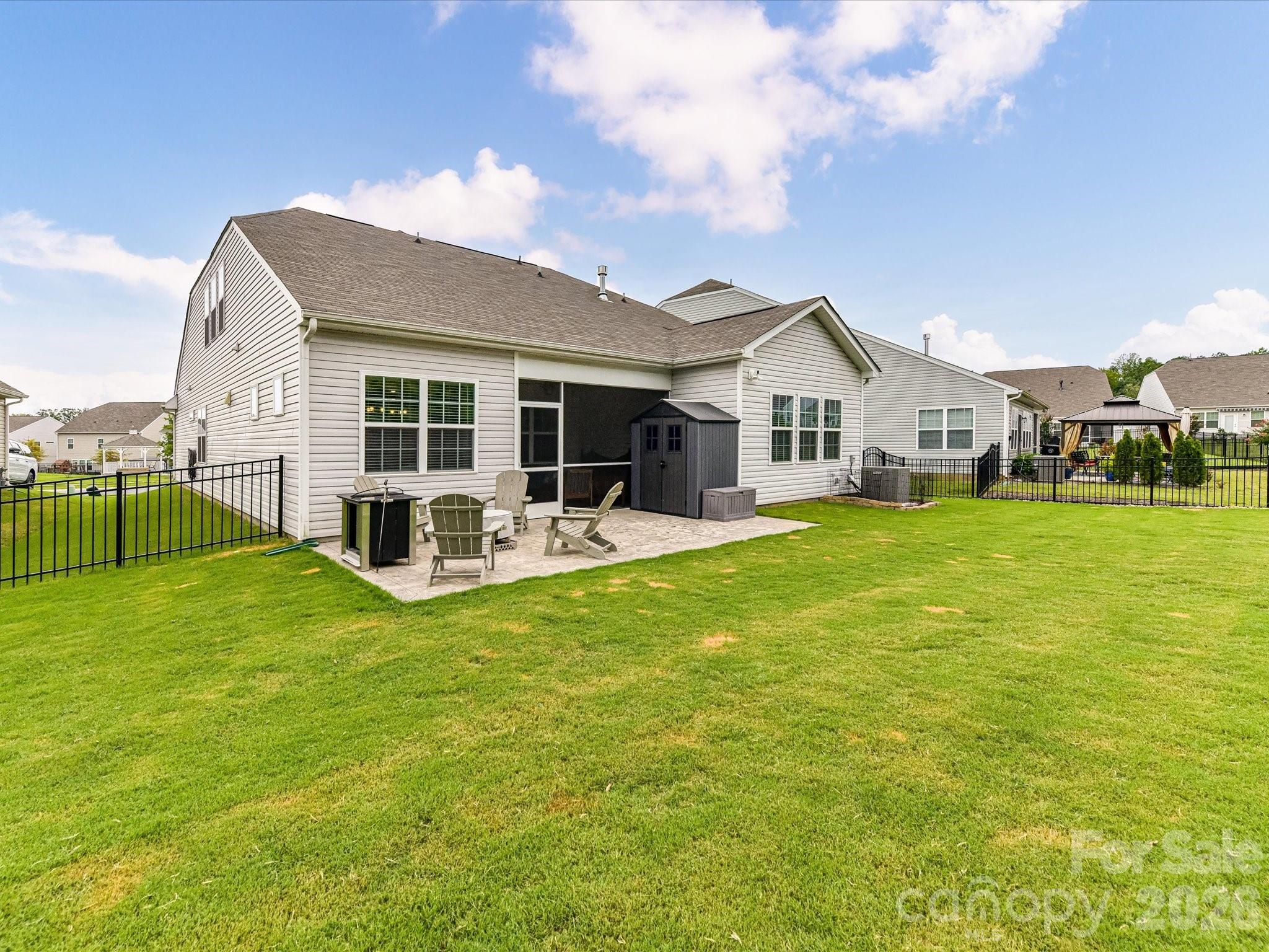 209 Kennerly Center Drive — Mooresville