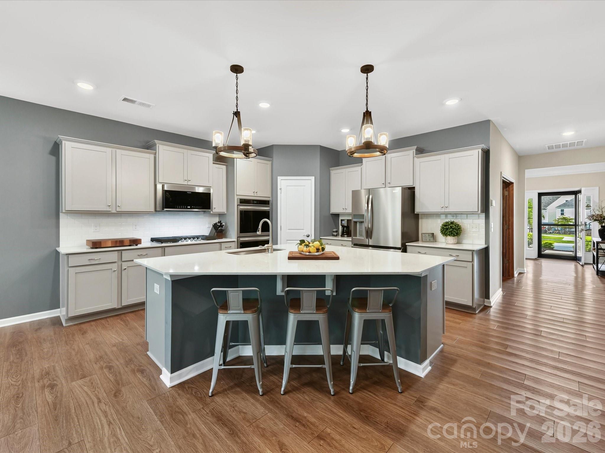 209 Kennerly Center Drive — Mooresville