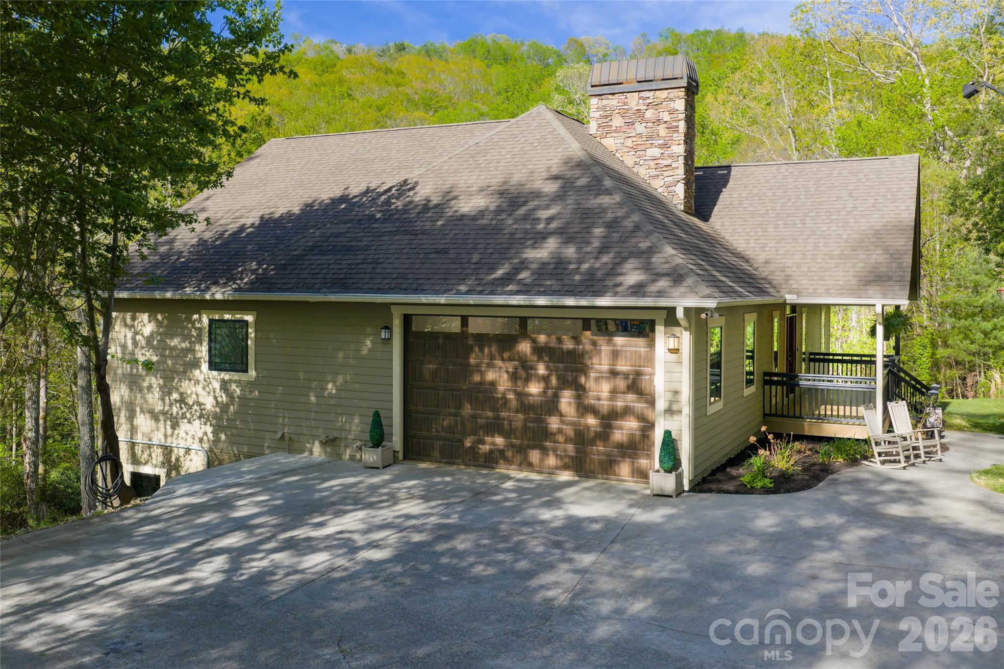 36 Snowshoe Drive — Asheville