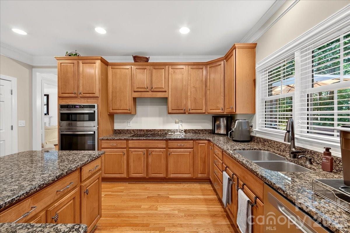 16725 Hammock Creek Place — Charlotte