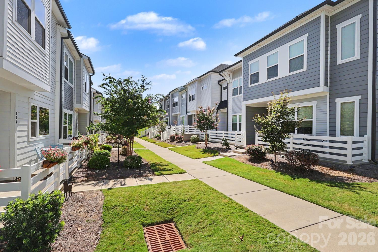 816 Redd Alley — Charlotte