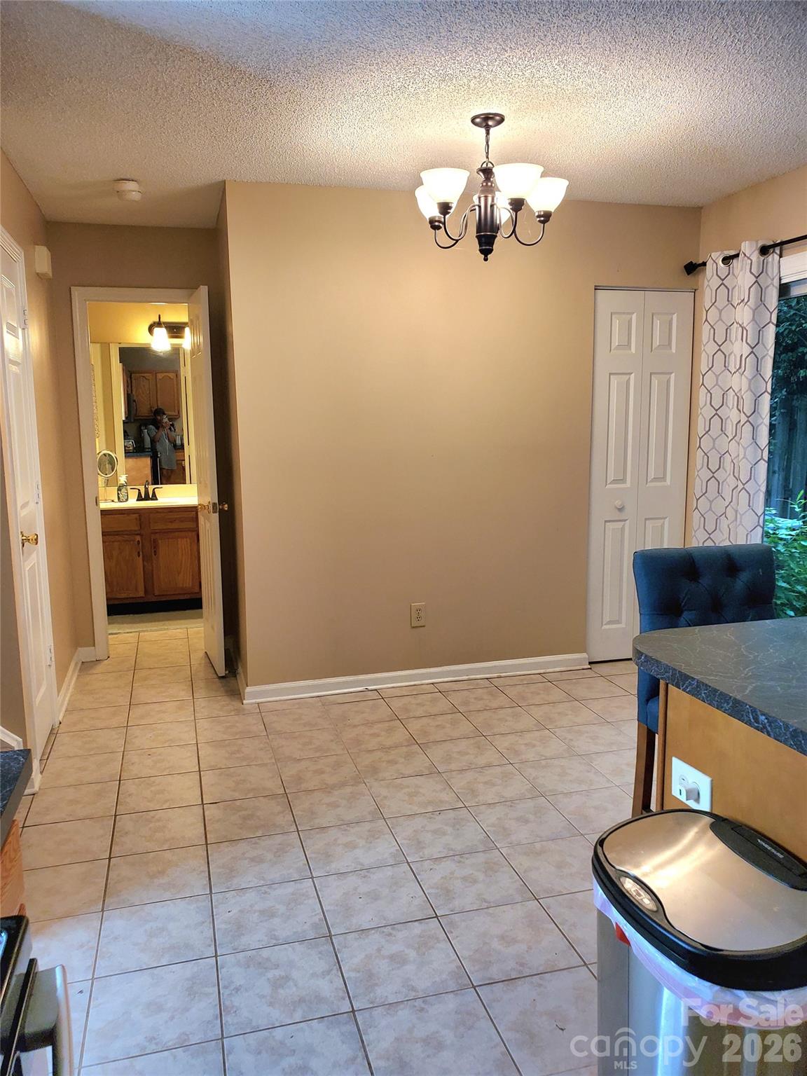 3840 Mosscroft Lane — Charlotte