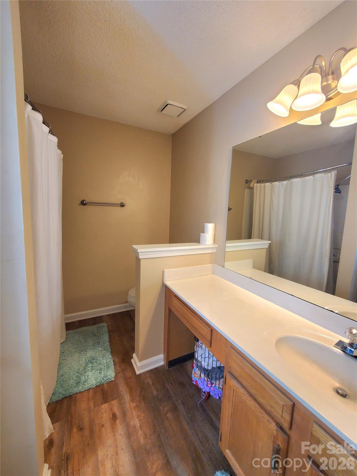 3840 Mosscroft Lane — Charlotte