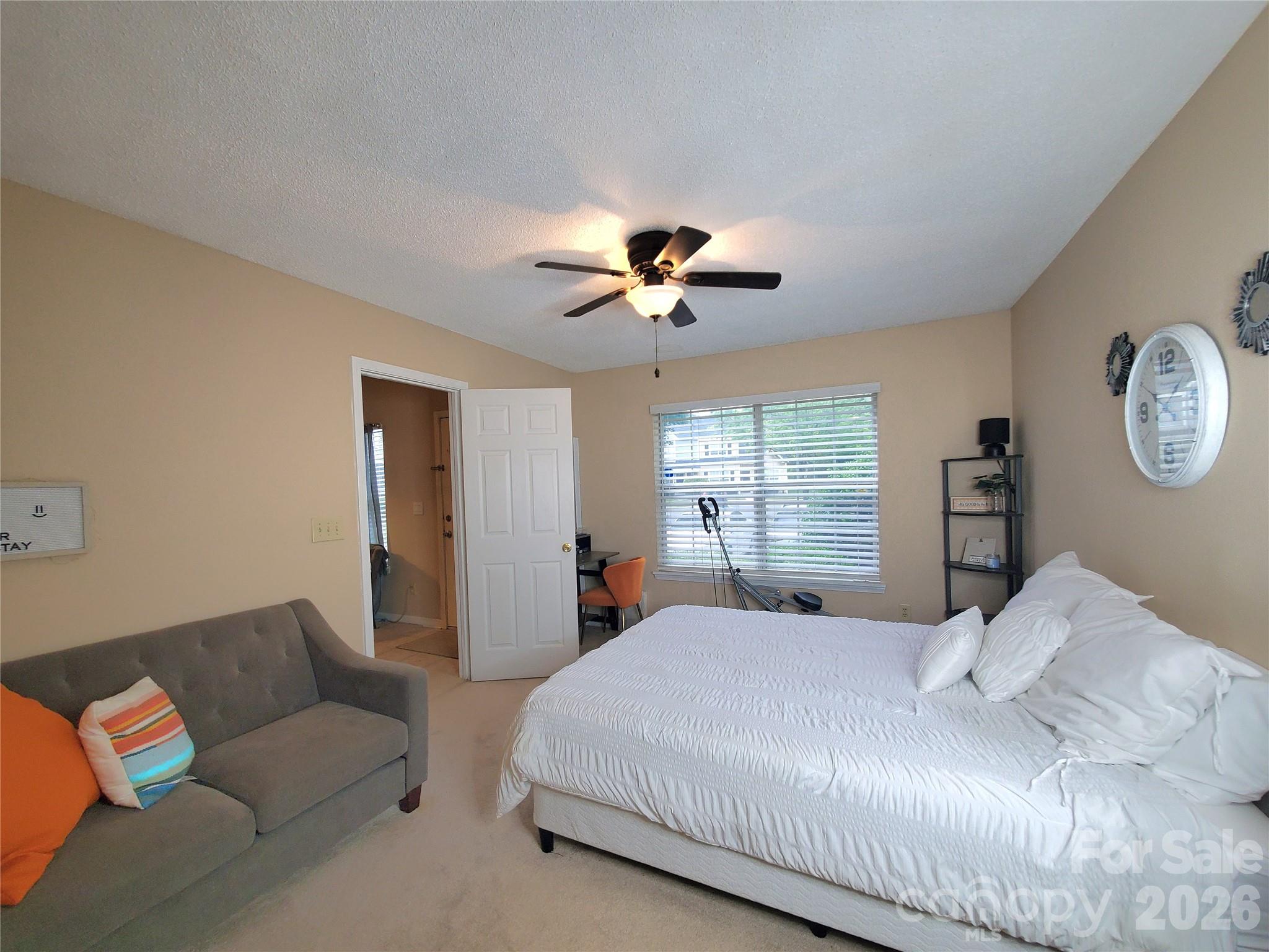 3840 Mosscroft Lane — Charlotte