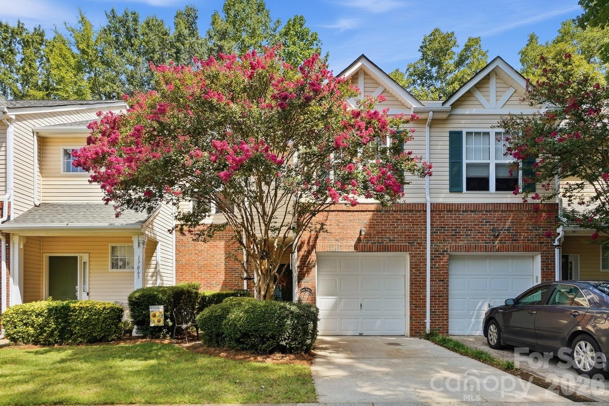 17067 Commons Creek Drive — Charlotte