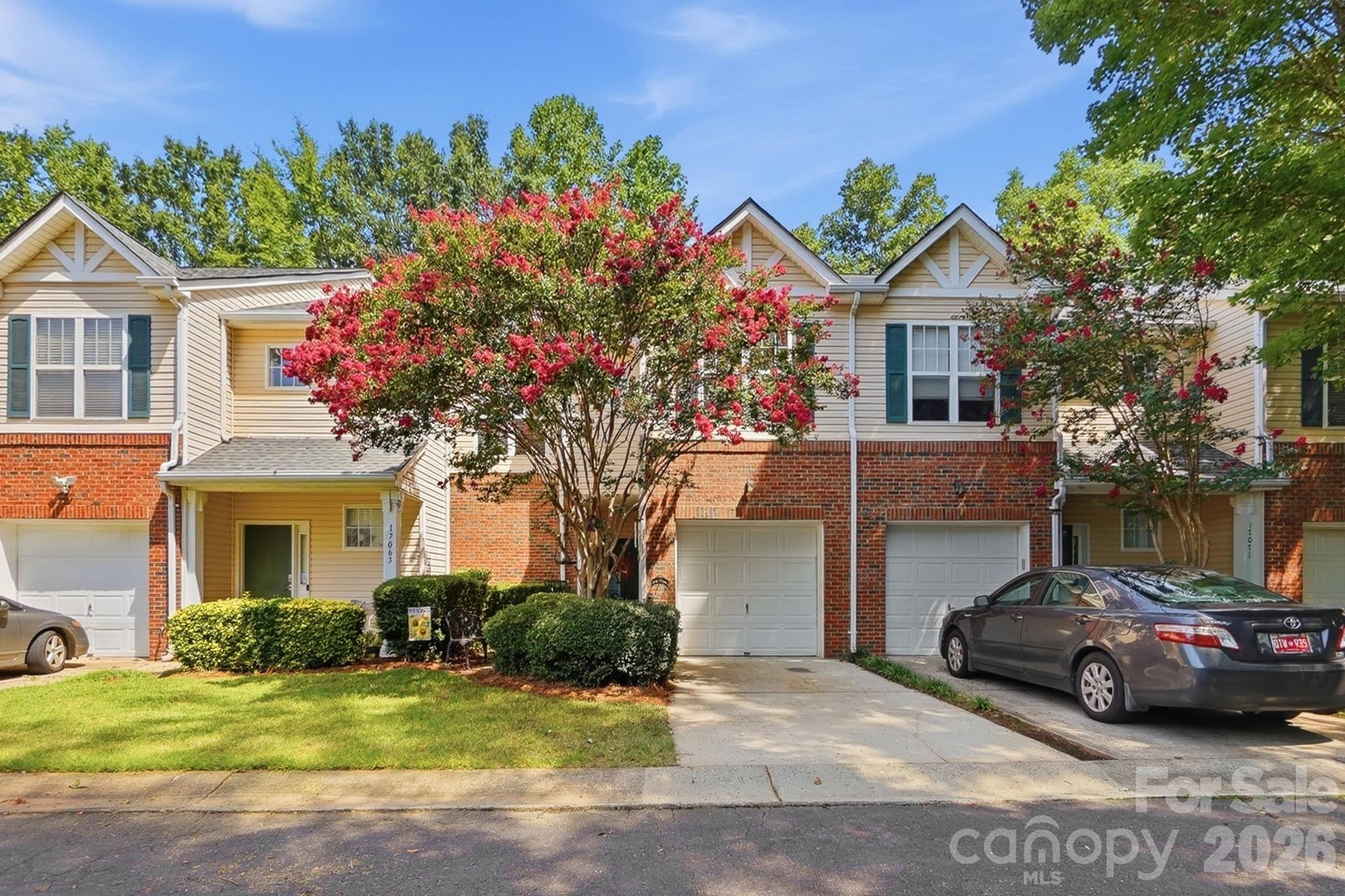 17067 Commons Creek Drive — Charlotte