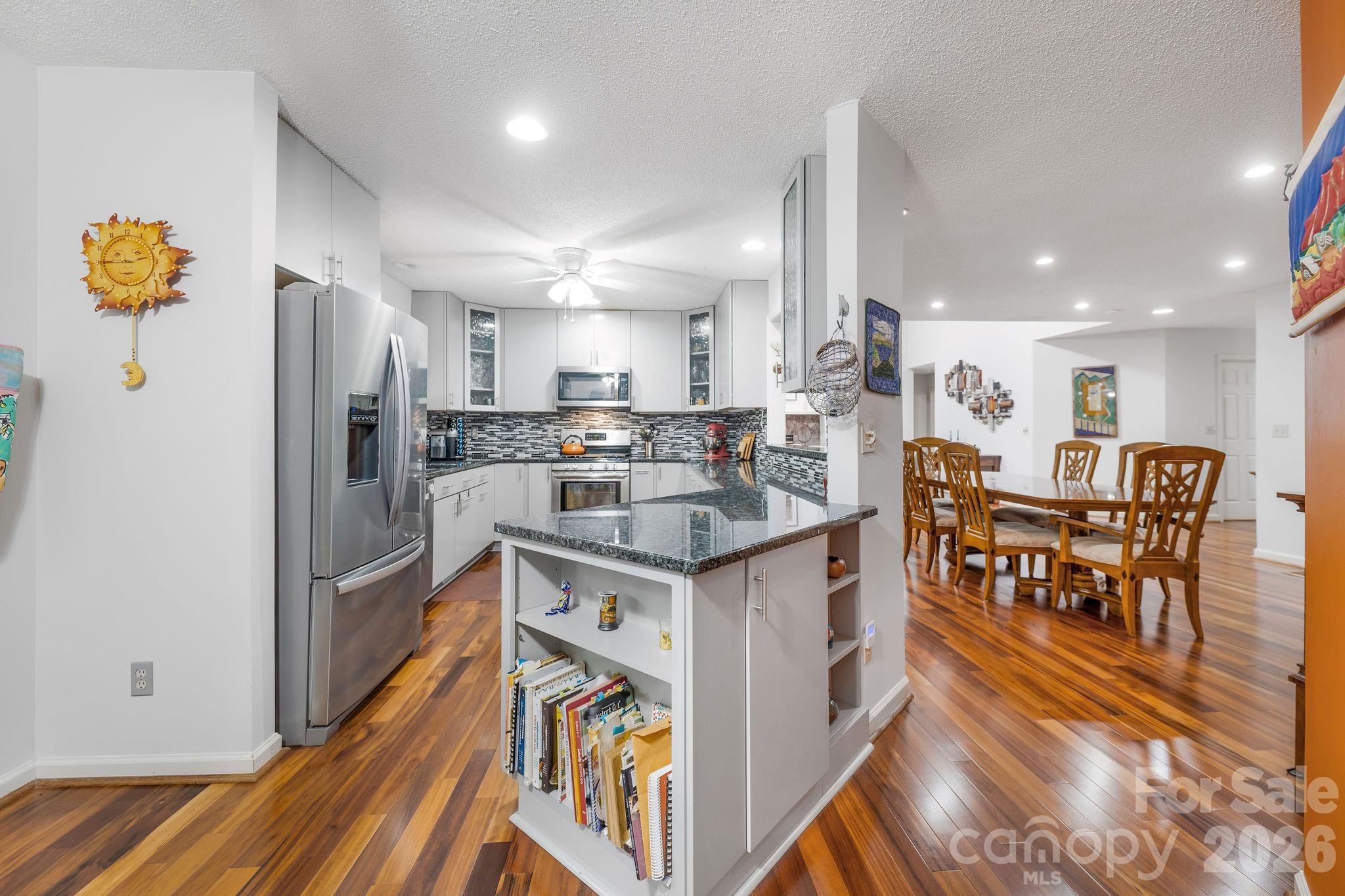 31 Hillcreek Drive — Asheville
