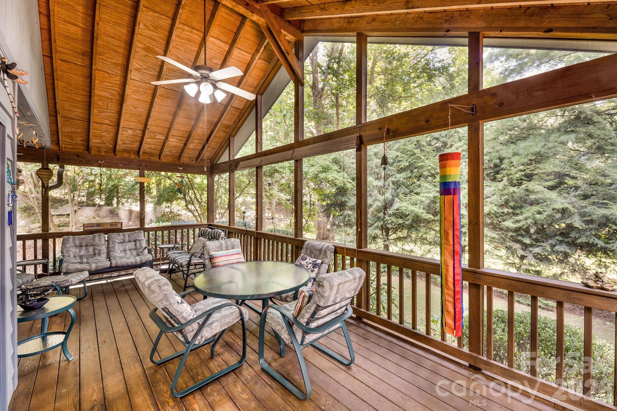 31 Hillcreek Drive — Asheville