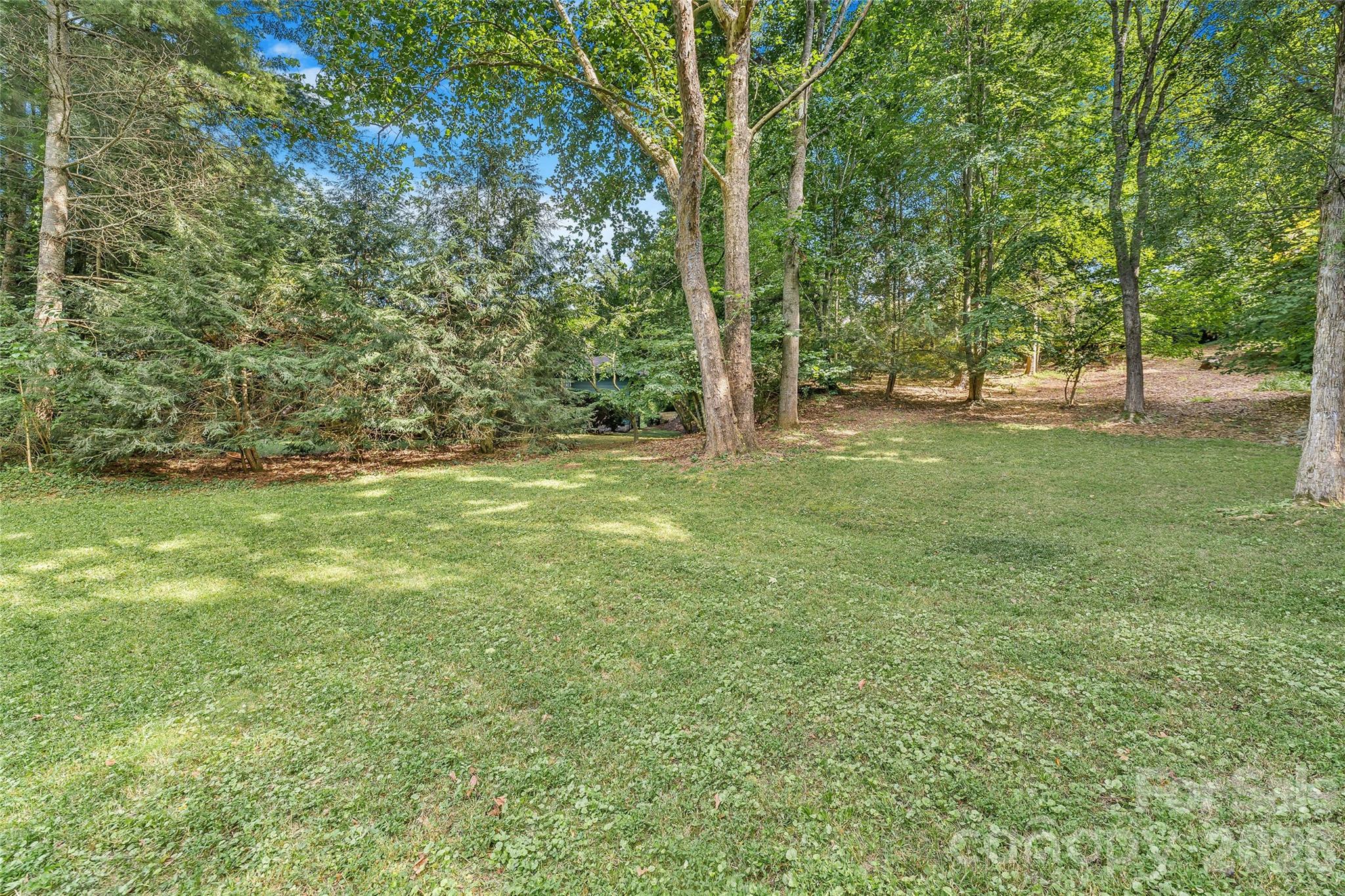 31 Hillcreek Drive — Asheville