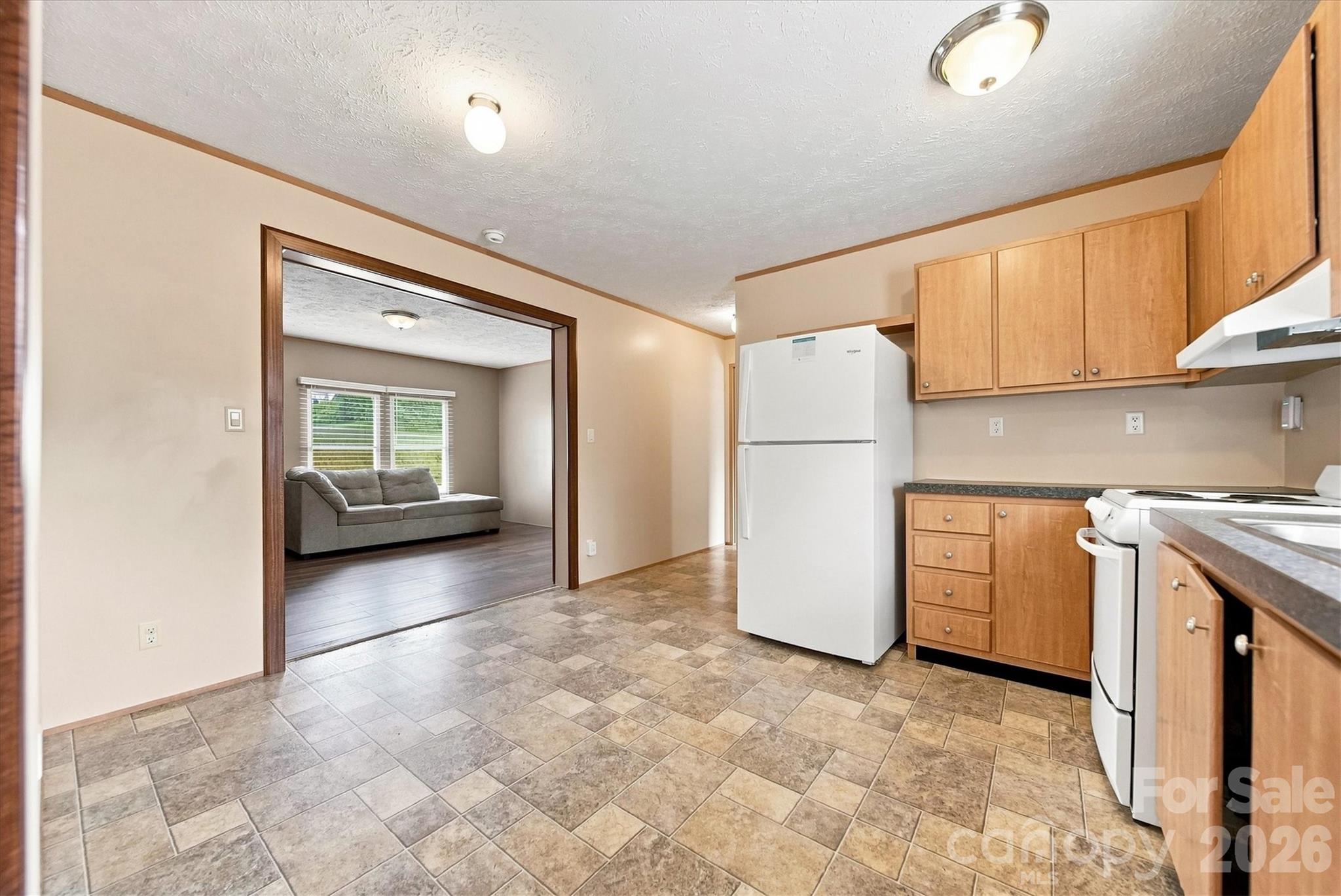 8660 Hollywood Drive — Connelly Springs