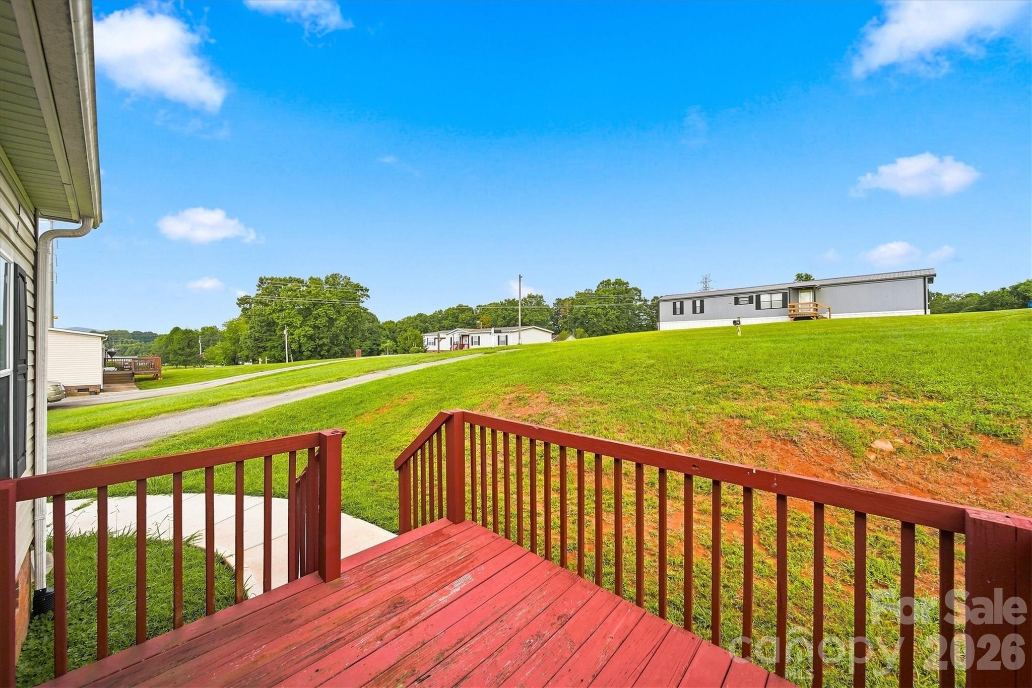 8660 Hollywood Drive — Connelly Springs