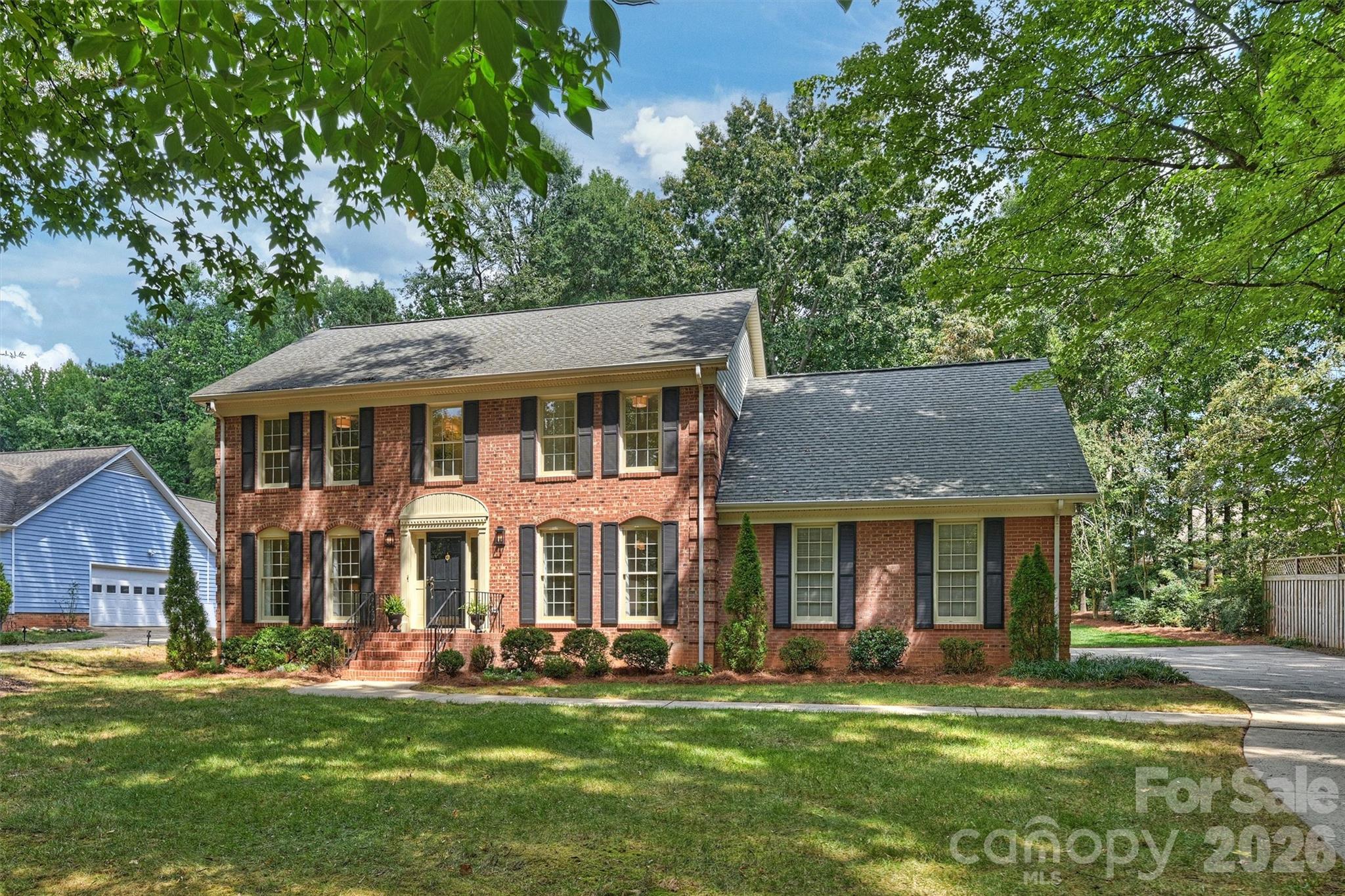 9809 Providence Forest Lane — Charlotte