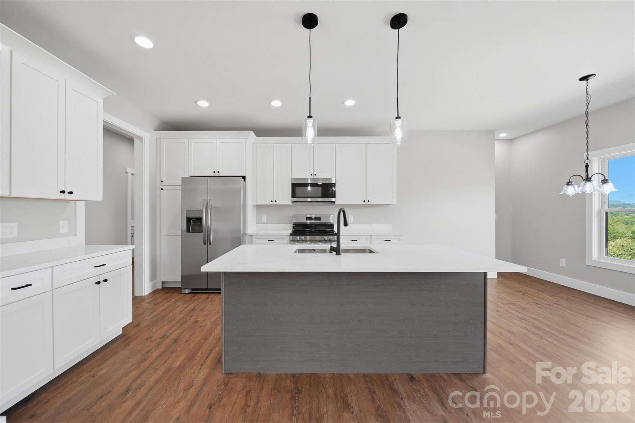 426 Huntington Woods Street SE — Lenoir