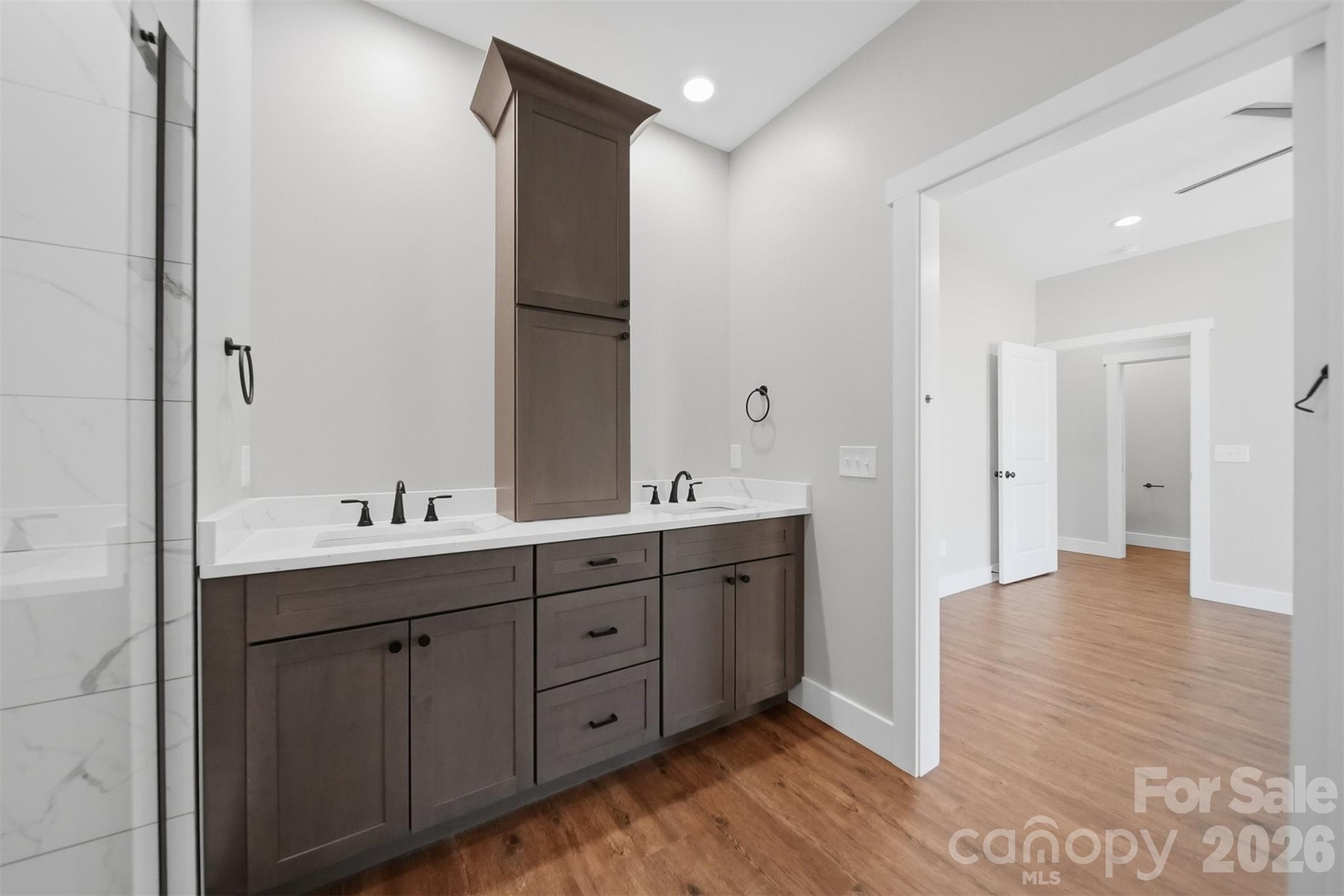 426 Huntington Woods Street SE — Lenoir