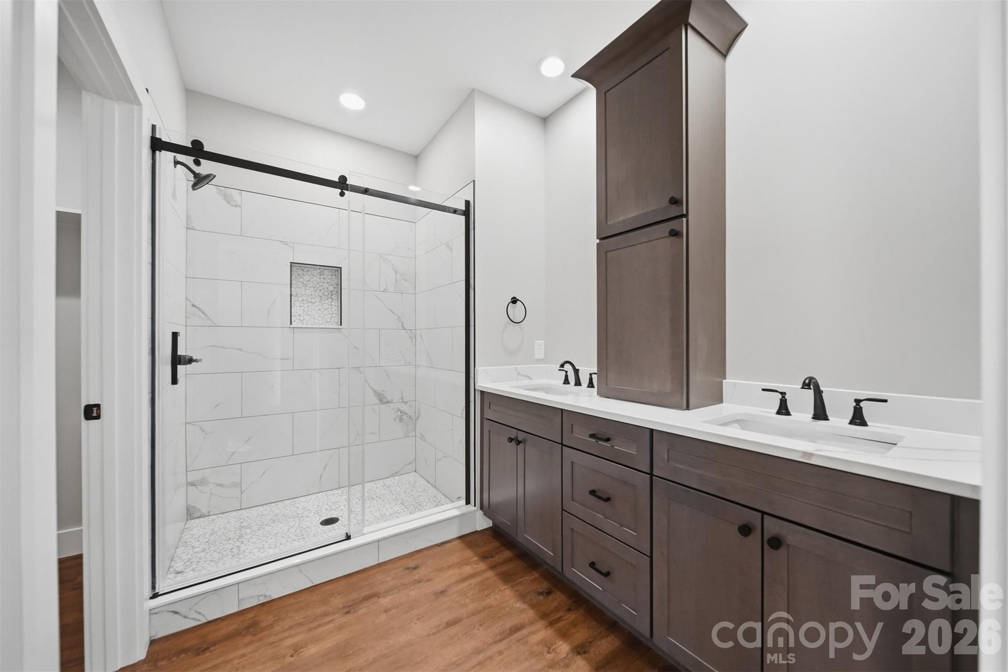 426 Huntington Woods Street SE — Lenoir
