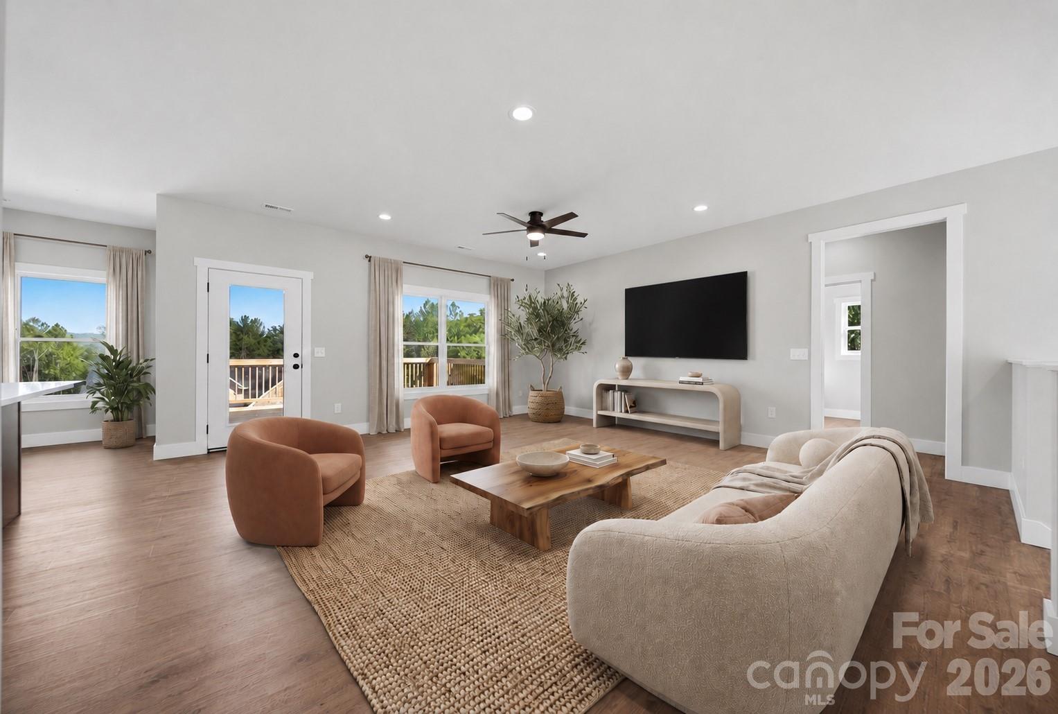 426 Huntington Woods Street SE — Lenoir
