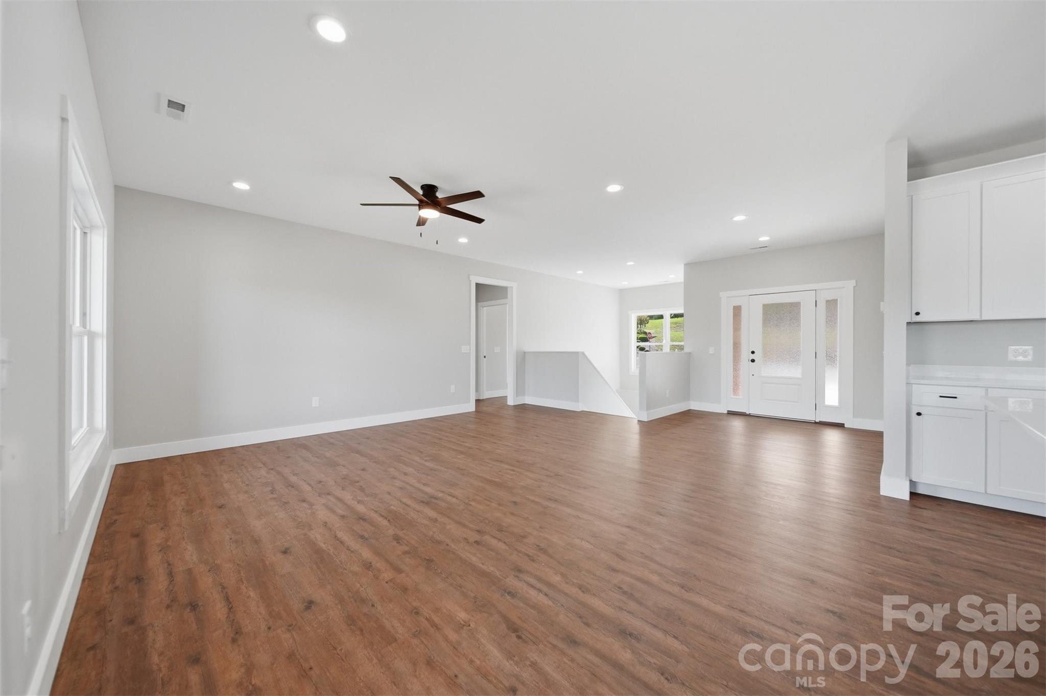 426 Huntington Woods Street SE — Lenoir