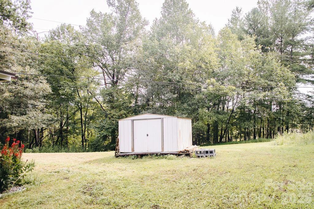 3099 Harmony Grove Road — Nebo