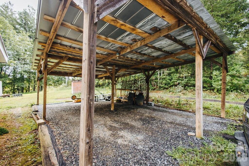 3099 Harmony Grove Road — Nebo