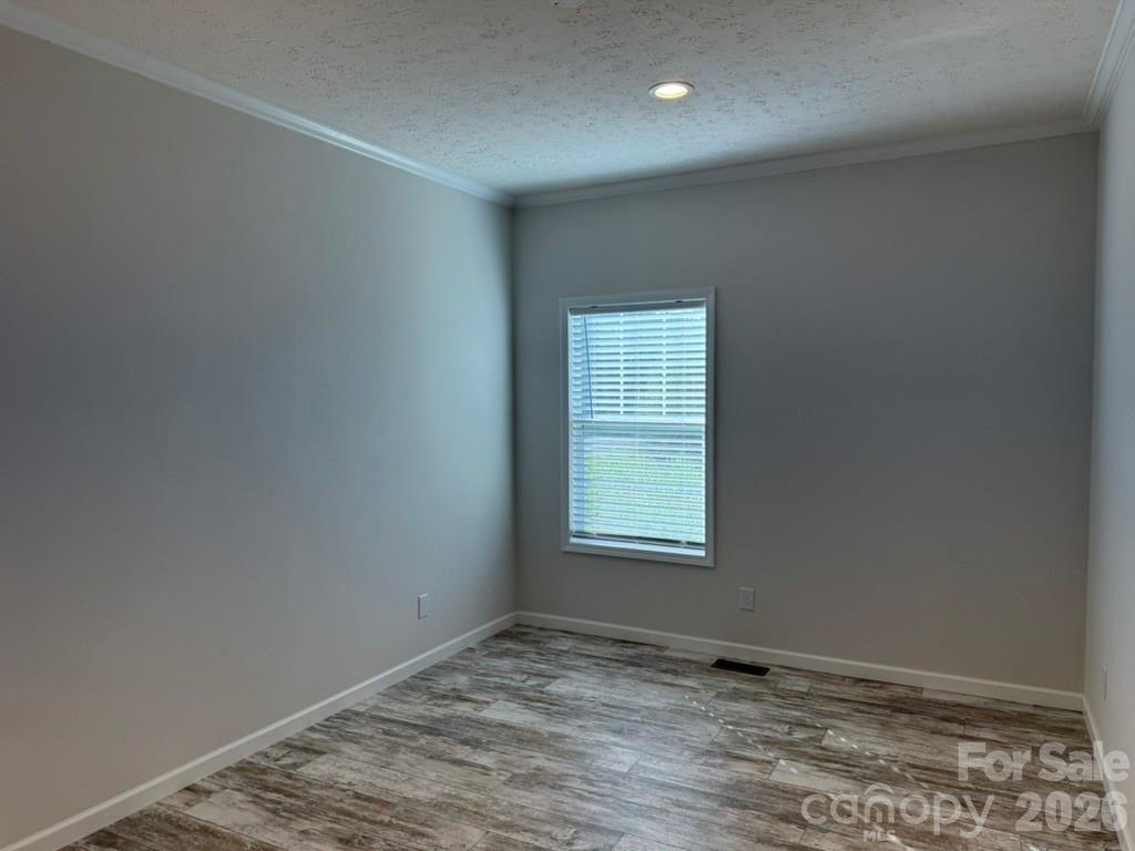 570 Drumstand Road — Stony Point