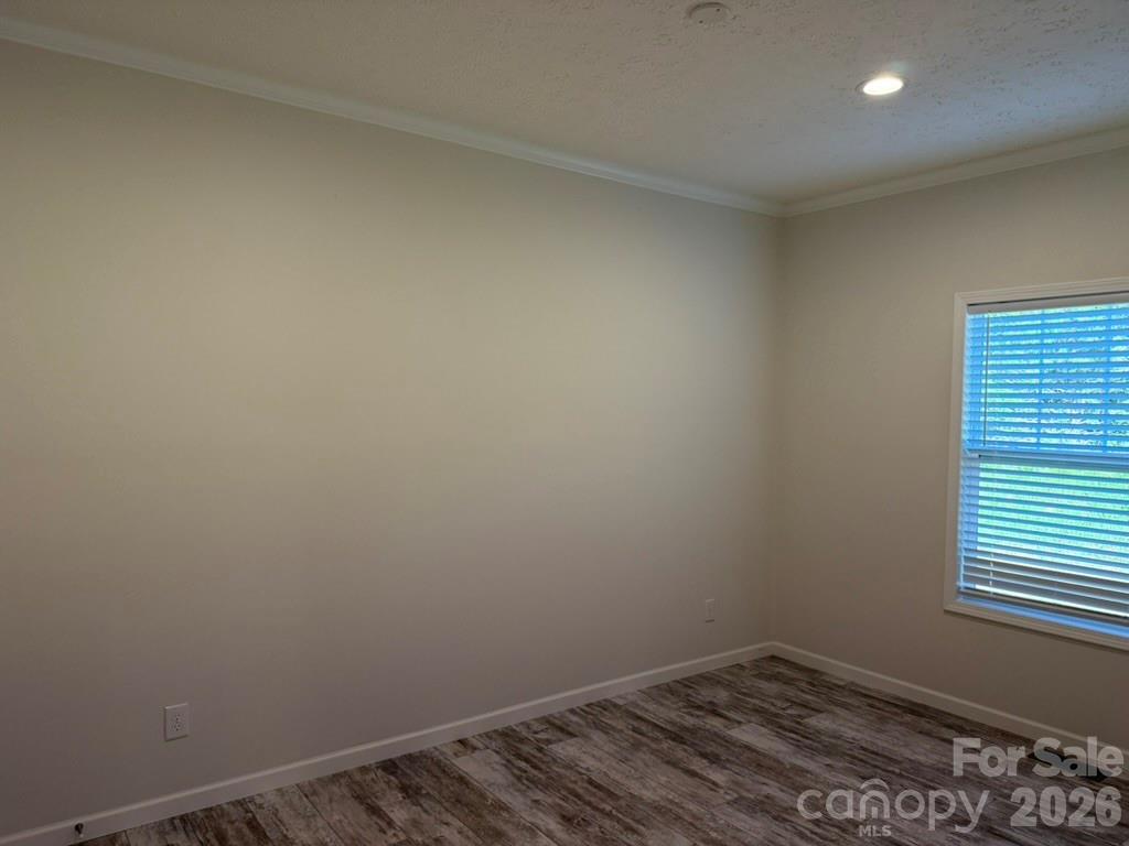 570 Drumstand Road — Stony Point