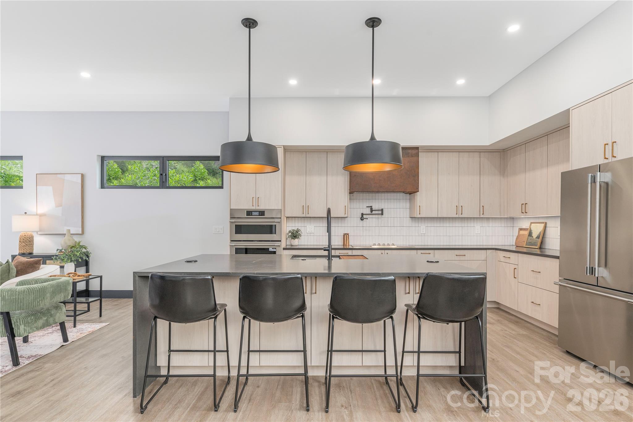 19 Woodbine Road — Asheville