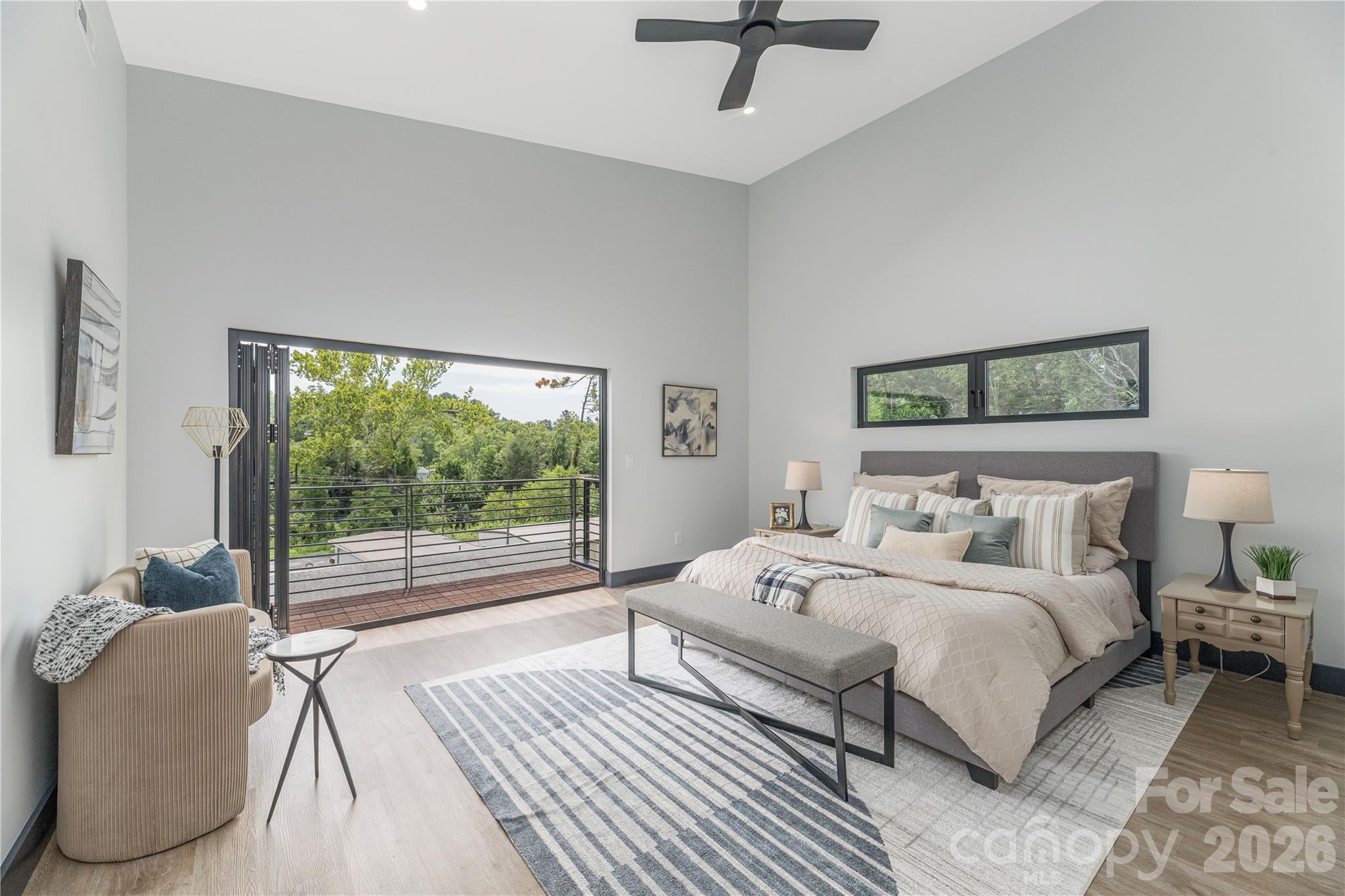 19 Woodbine Road — Asheville
