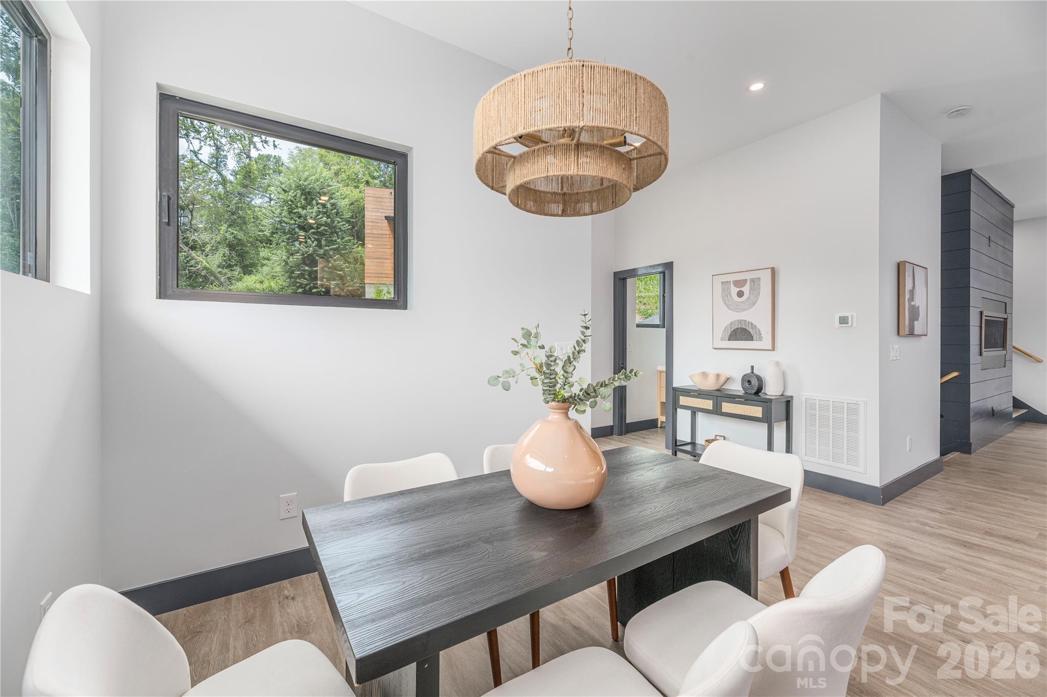 19 Woodbine Road — Asheville