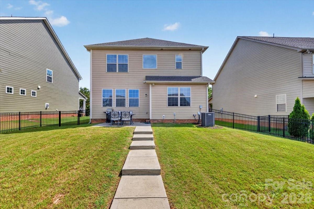 1052 Delridge Street #985 — Waxhaw