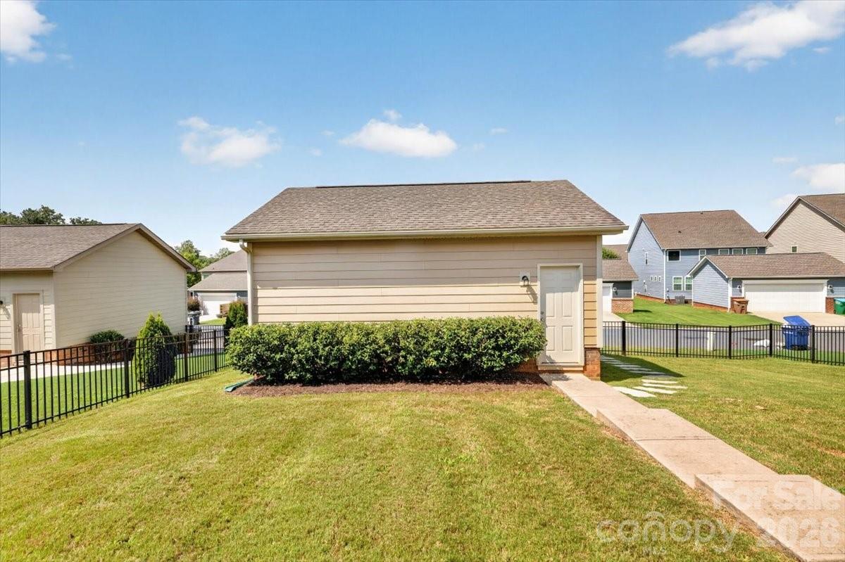 1052 Delridge Street #985 — Waxhaw