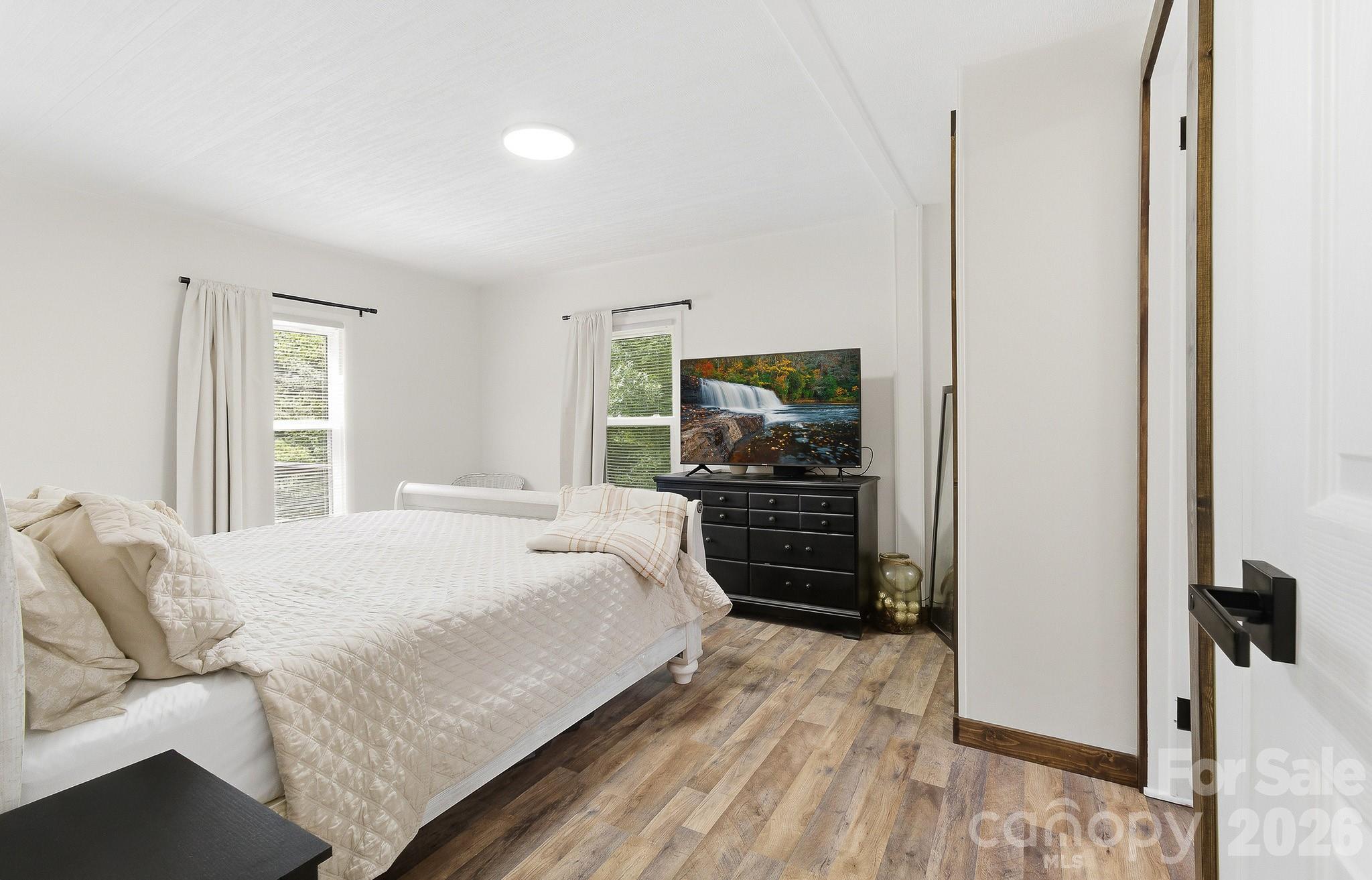 520 Maranatha Way — Waynesville