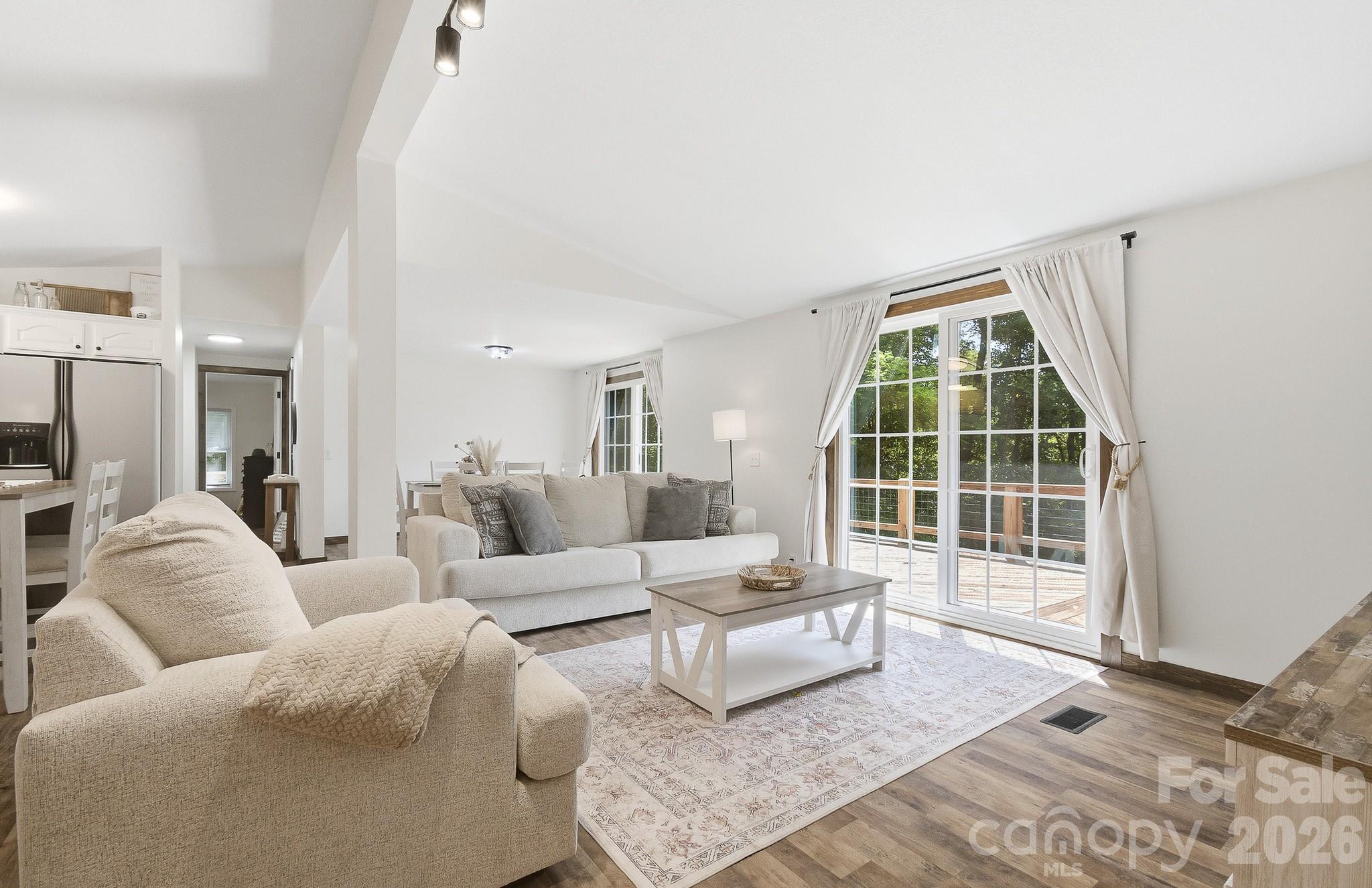 520 Maranatha Way — Waynesville