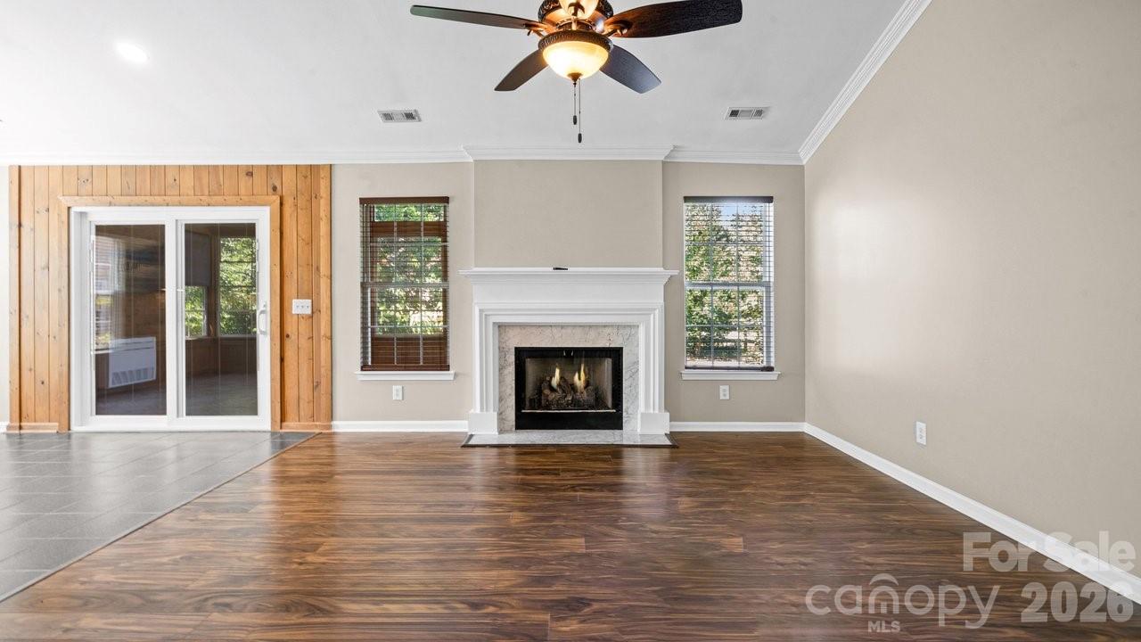 11320 Hunters Landing Drive — Charlotte
