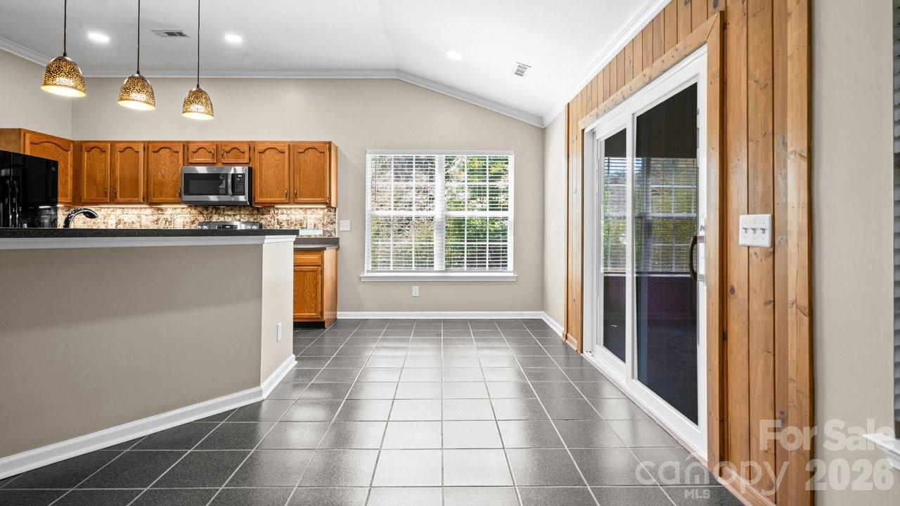 11320 Hunters Landing Drive — Charlotte