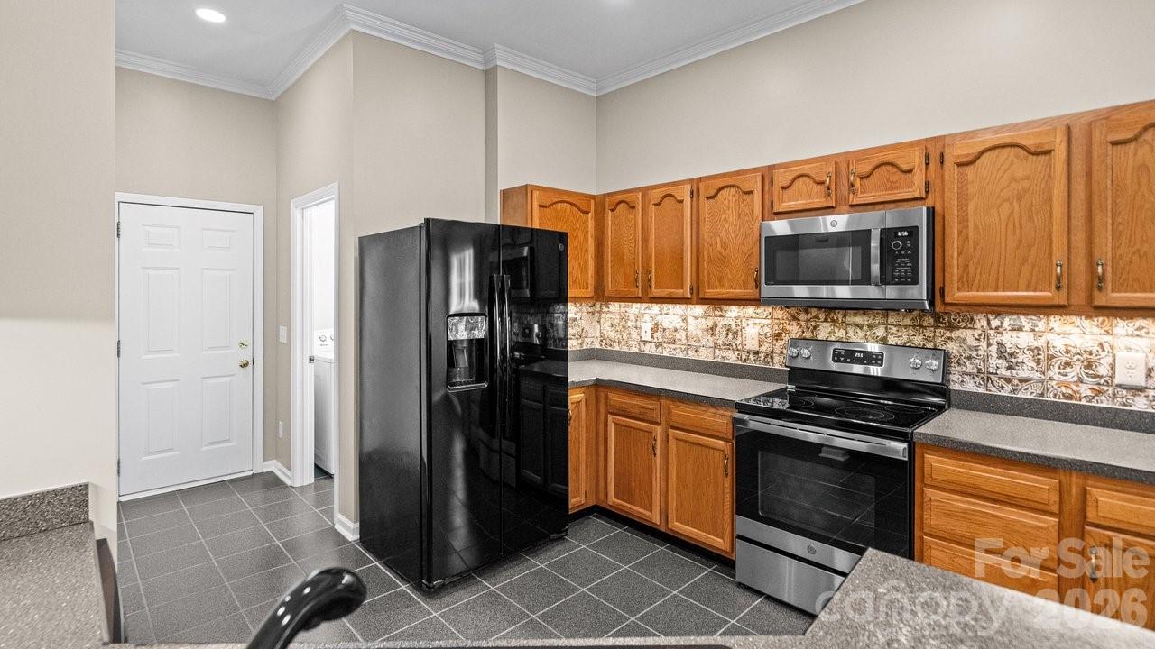 11320 Hunters Landing Drive — Charlotte