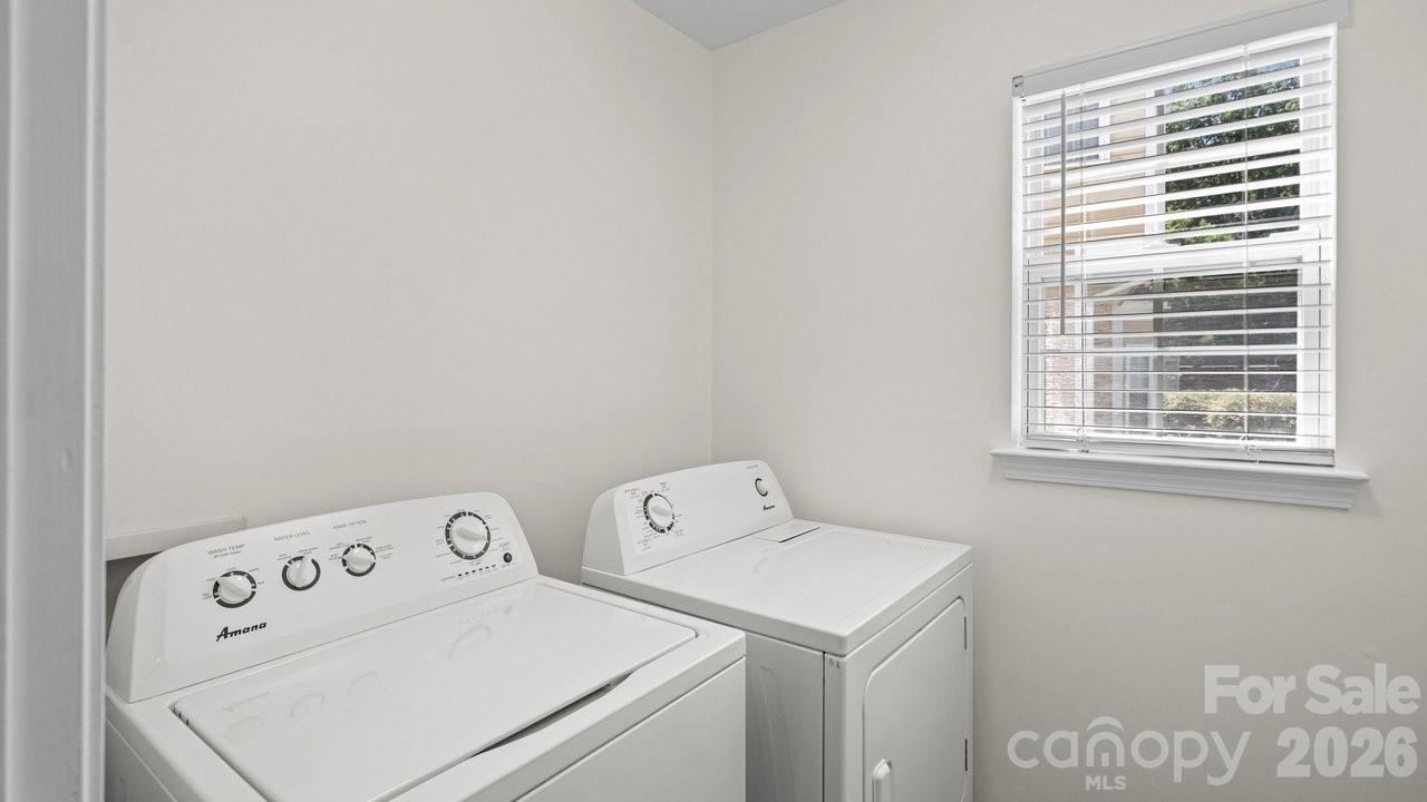 11320 Hunters Landing Drive — Charlotte