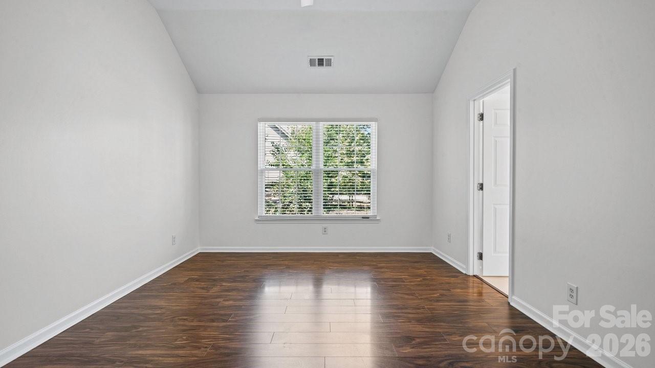 11320 Hunters Landing Drive — Charlotte
