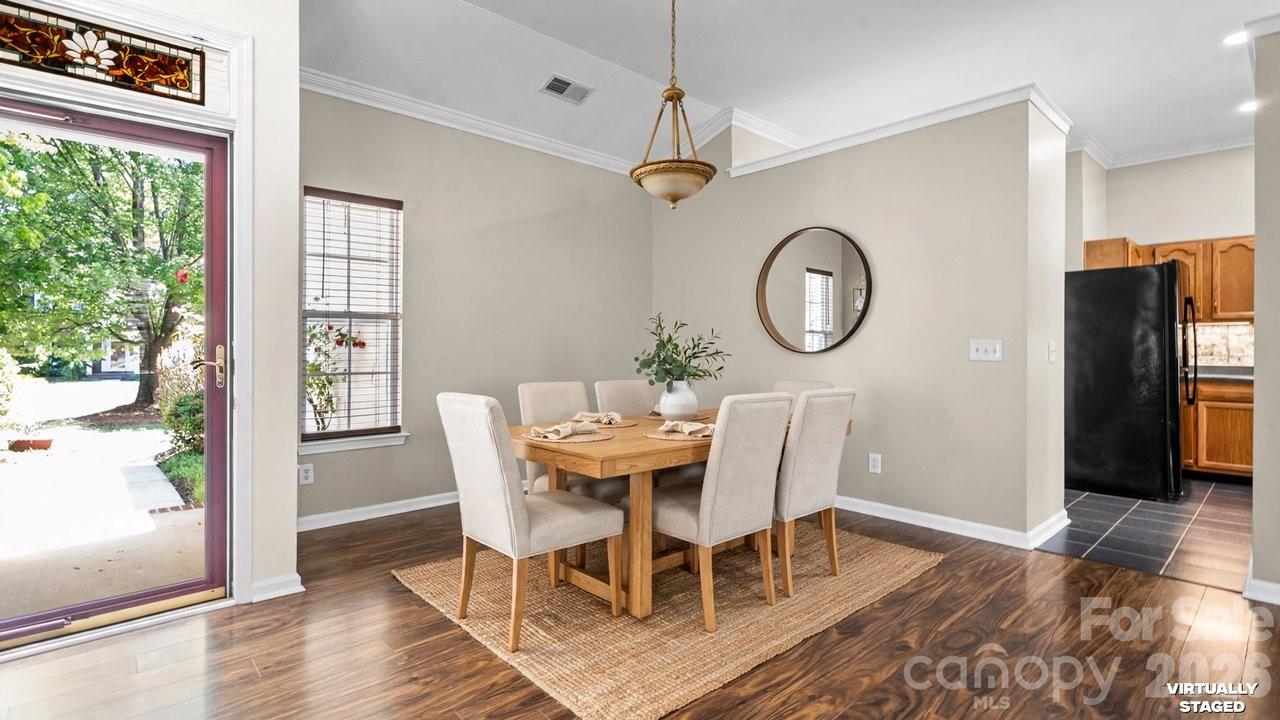 11320 Hunters Landing Drive — Charlotte