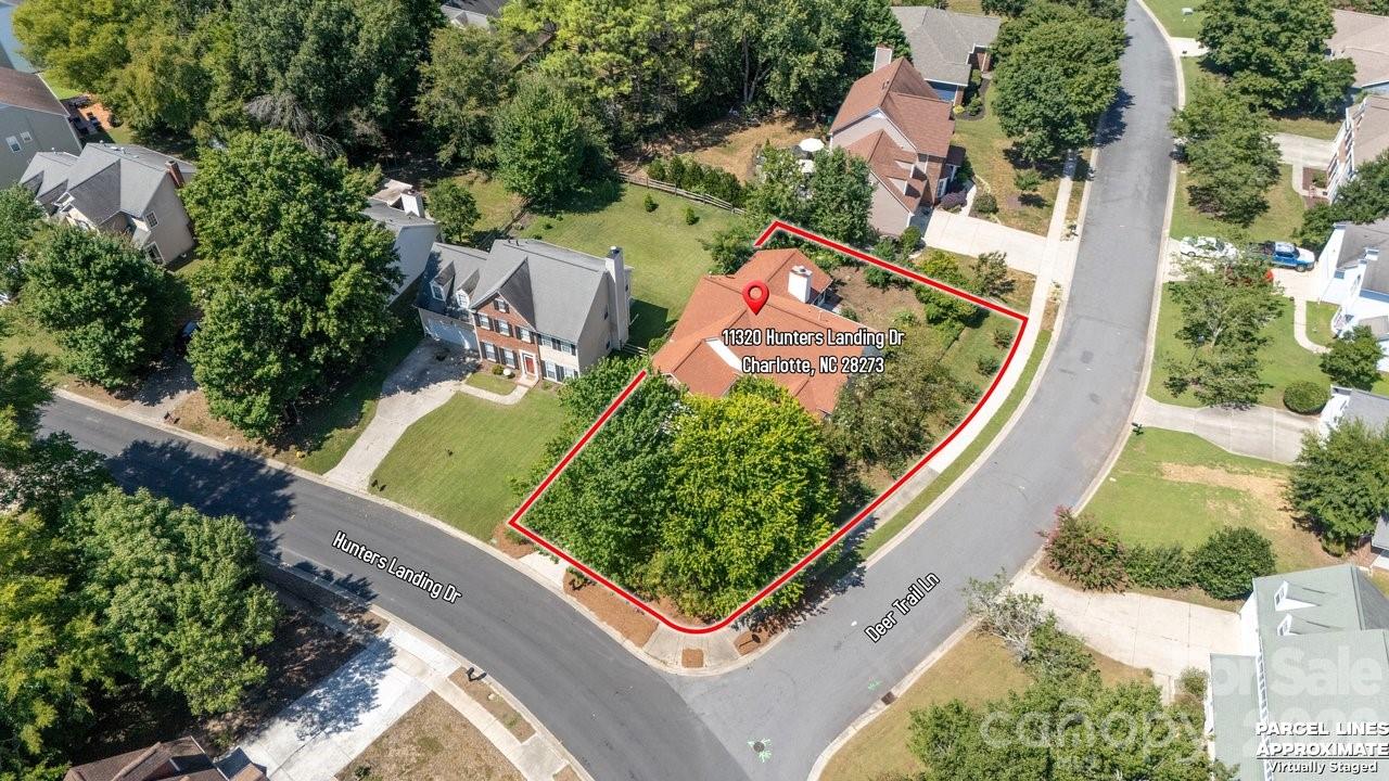 11320 Hunters Landing Drive — Charlotte