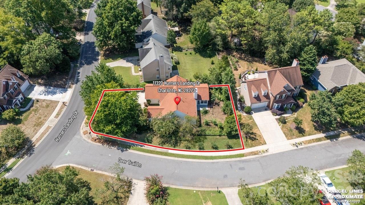 11320 Hunters Landing Drive — Charlotte